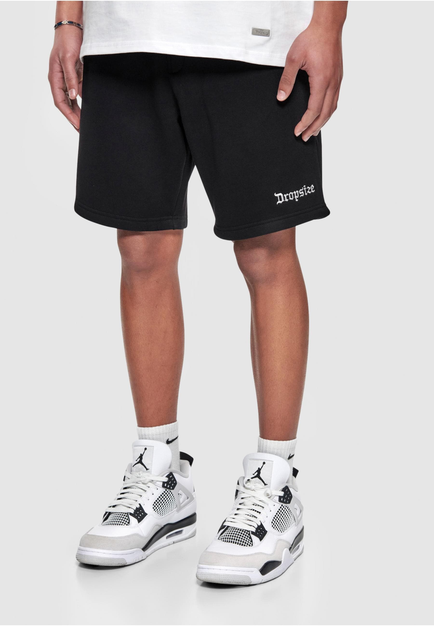 Dropsize Sweatshorts »Dropsize Herren Dropsize Heavy Embo Sweatshorts«, (1 tlg.)