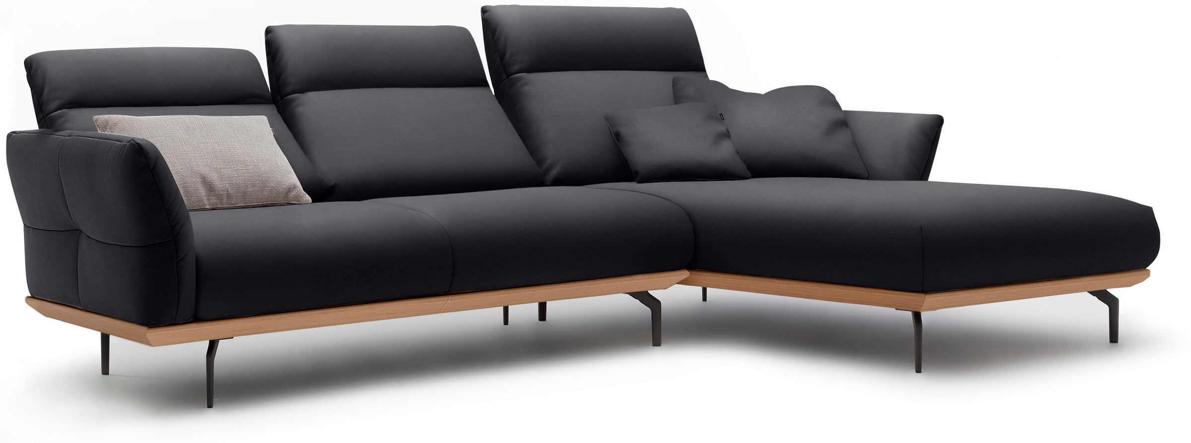 Creation BY ROLF BENZ Ecksofa »CR.460«, Sockel in Eiche, Alugussfüße in umbragrau, Breite 298 cm