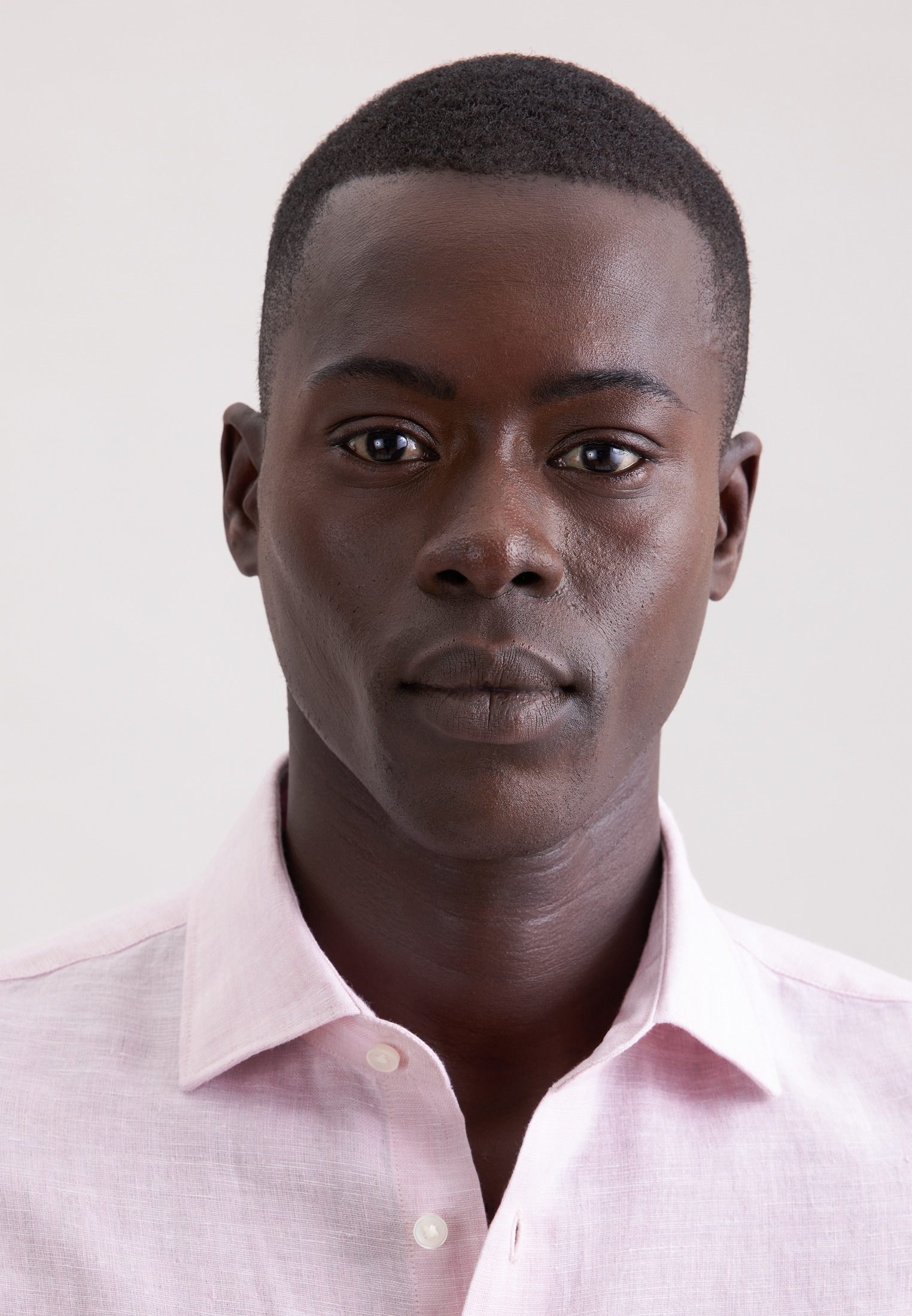 Thumbnail - seidensticker Leinenhemd "Schwarze Rose" Shaped 1/1 Kentkragen Uni