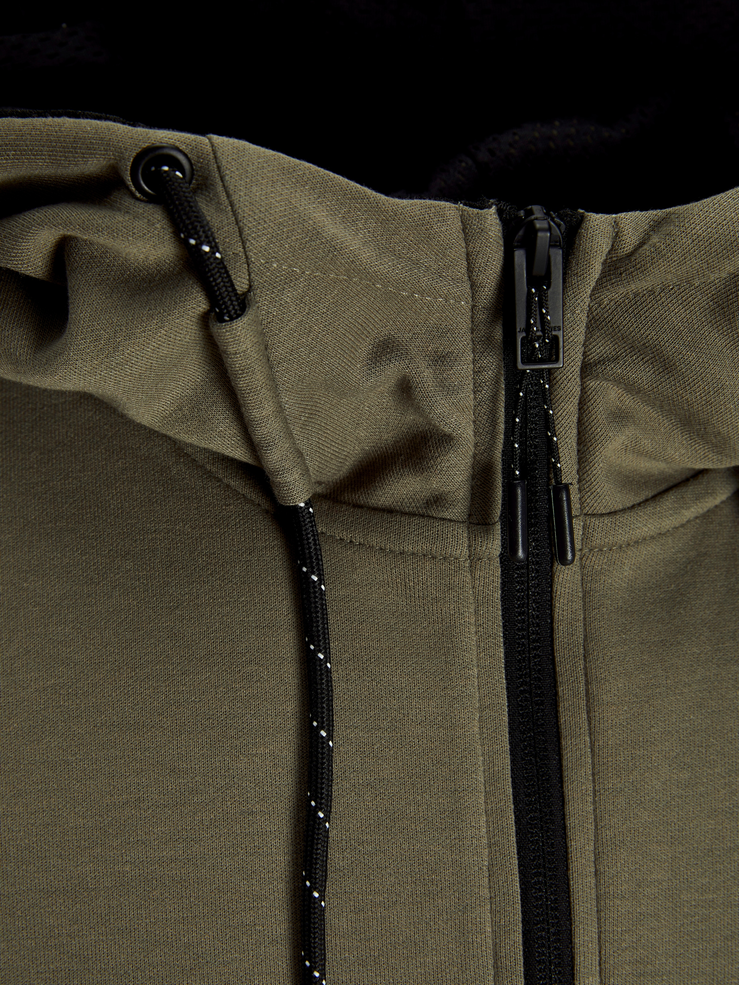 Jack & Jones Kapuzensweatjacke »JCOAIR SWEAT ZIP HOOD NOOS.«, mit Kapuze