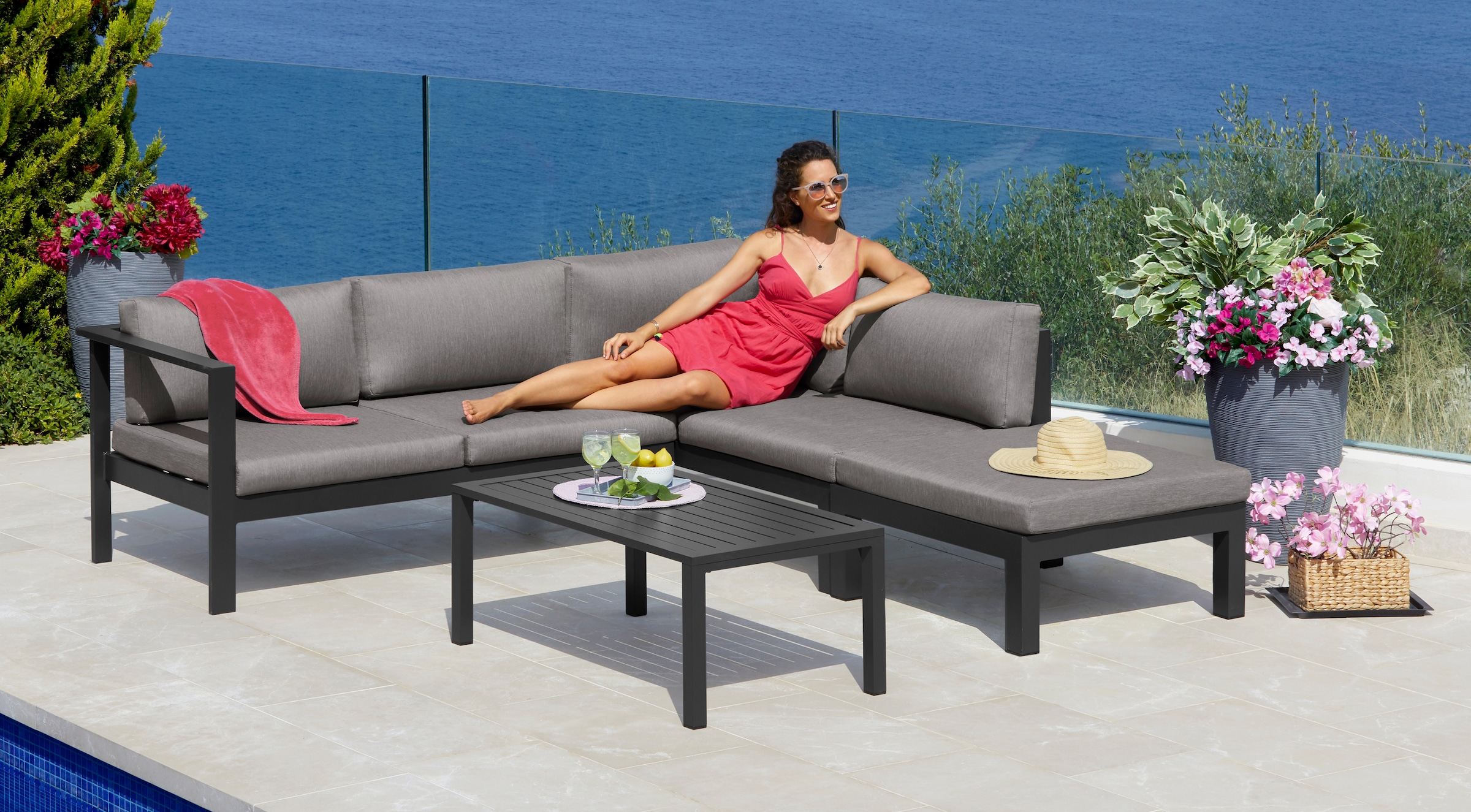 KONIFERA Gartenlounge-Set "Dubai" 14 Stk. tlg. Ecklounge, Tisch 100x59 cm, günstig online kaufen