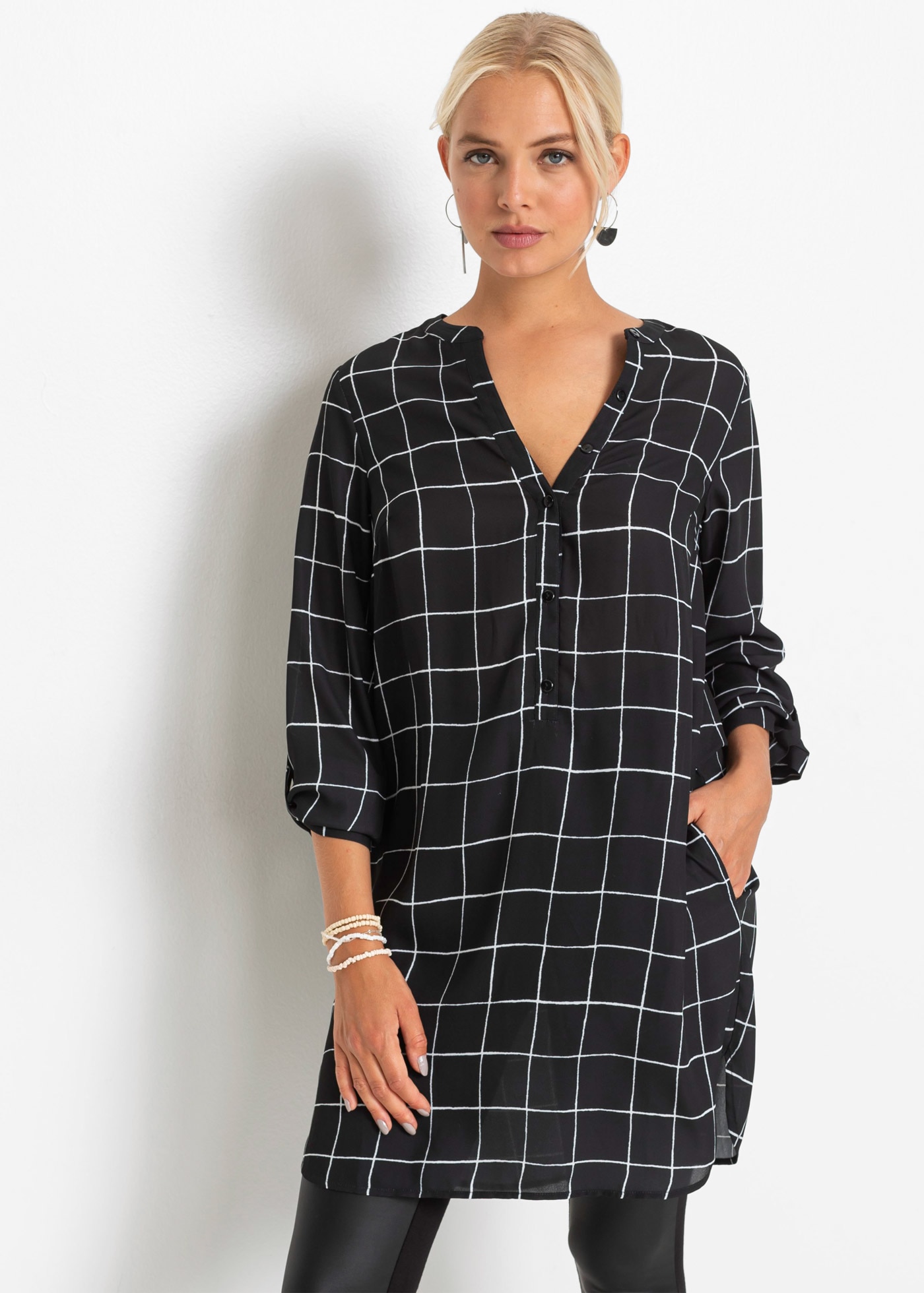 bonprix Longbluse gerade Passform, mit Umlegekragen, mit tiefem V-Ausschnit günstig online kaufen