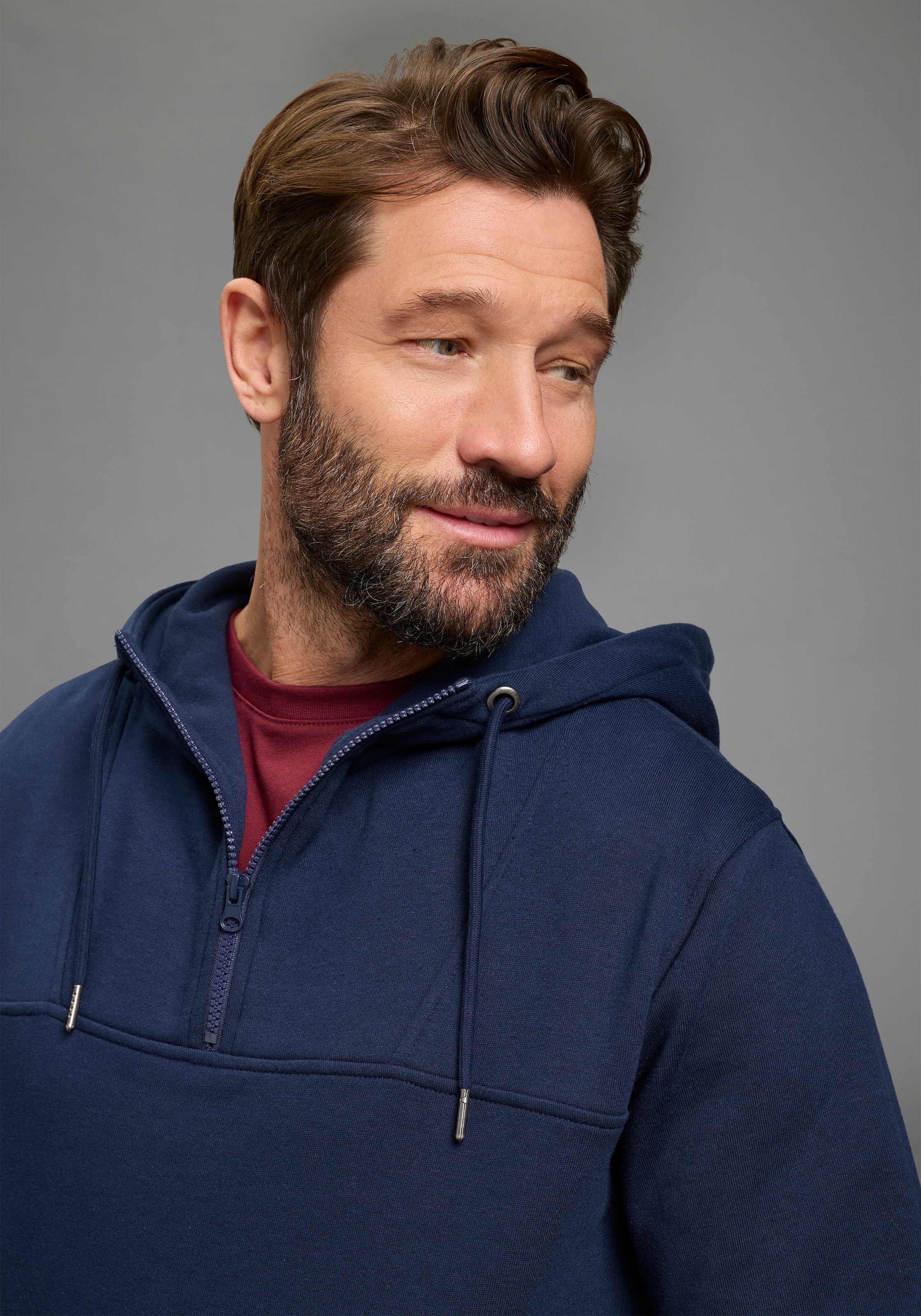 H.I.S Kapuzensweatshirt , mit Kapuze und Kordelzug, mit Reißverschluss, Regular Fit
