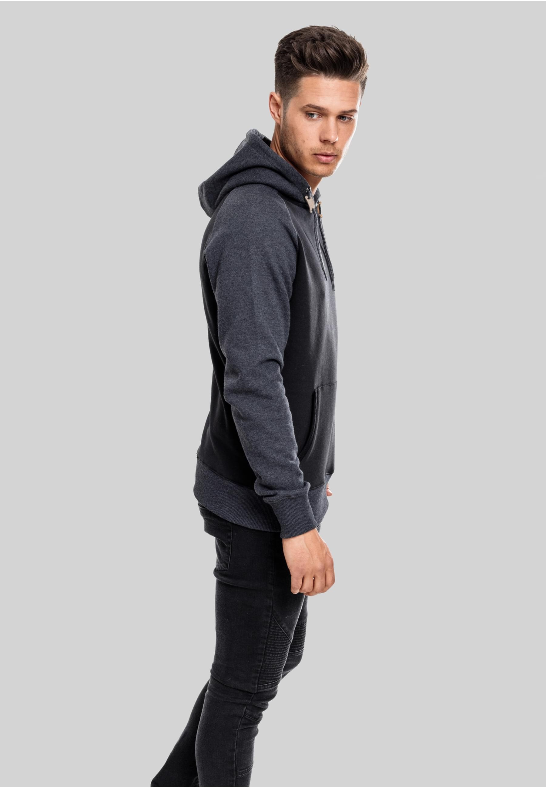 URBAN CLASSICS Kapuzensweatshirt »Urban Classics Herren Raglan Contrast Hoody«, (1 tlg.)