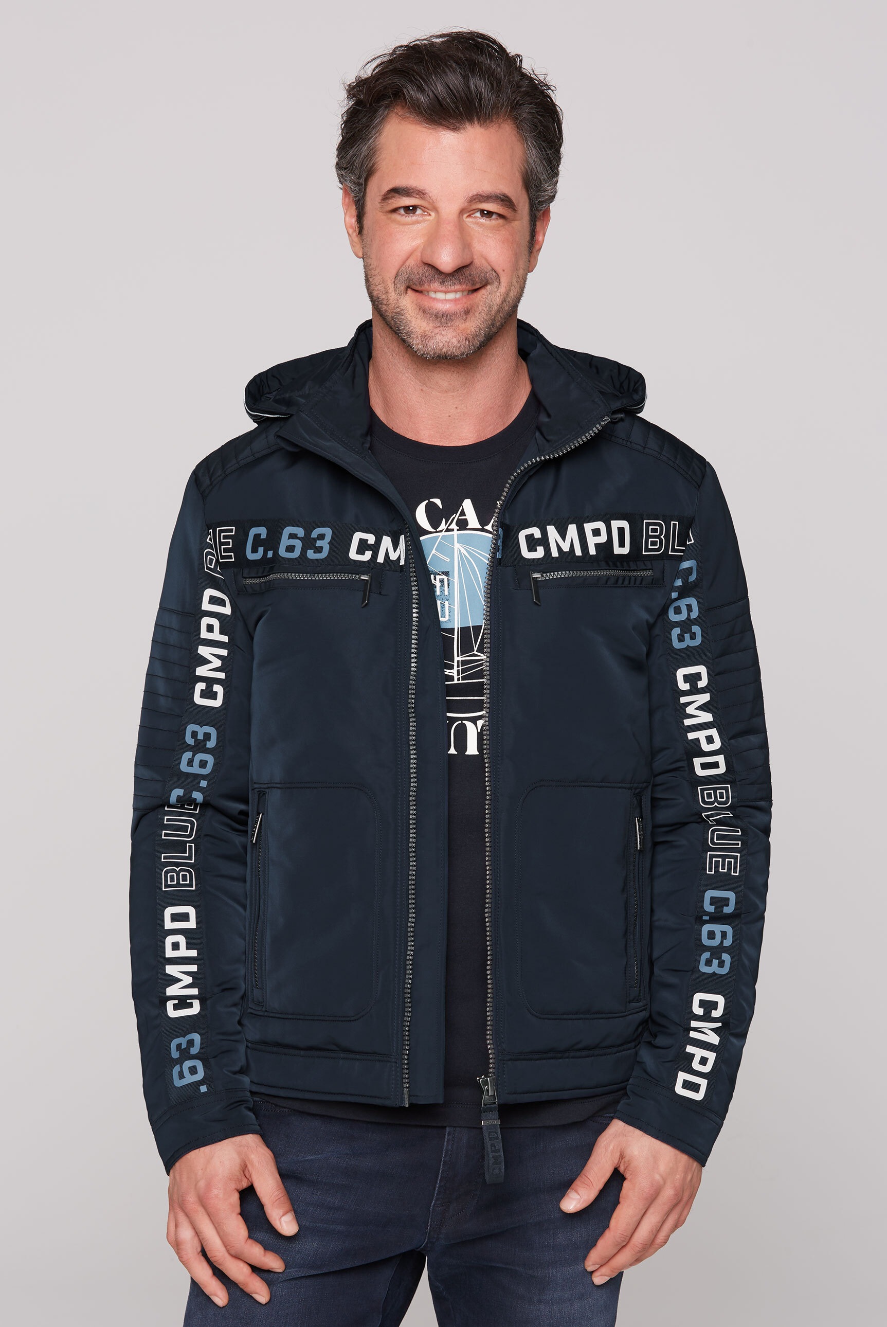 CAMP DAVID Outdoorjacke, mit Kapuze, mit Brusttaschen günstig online kaufen