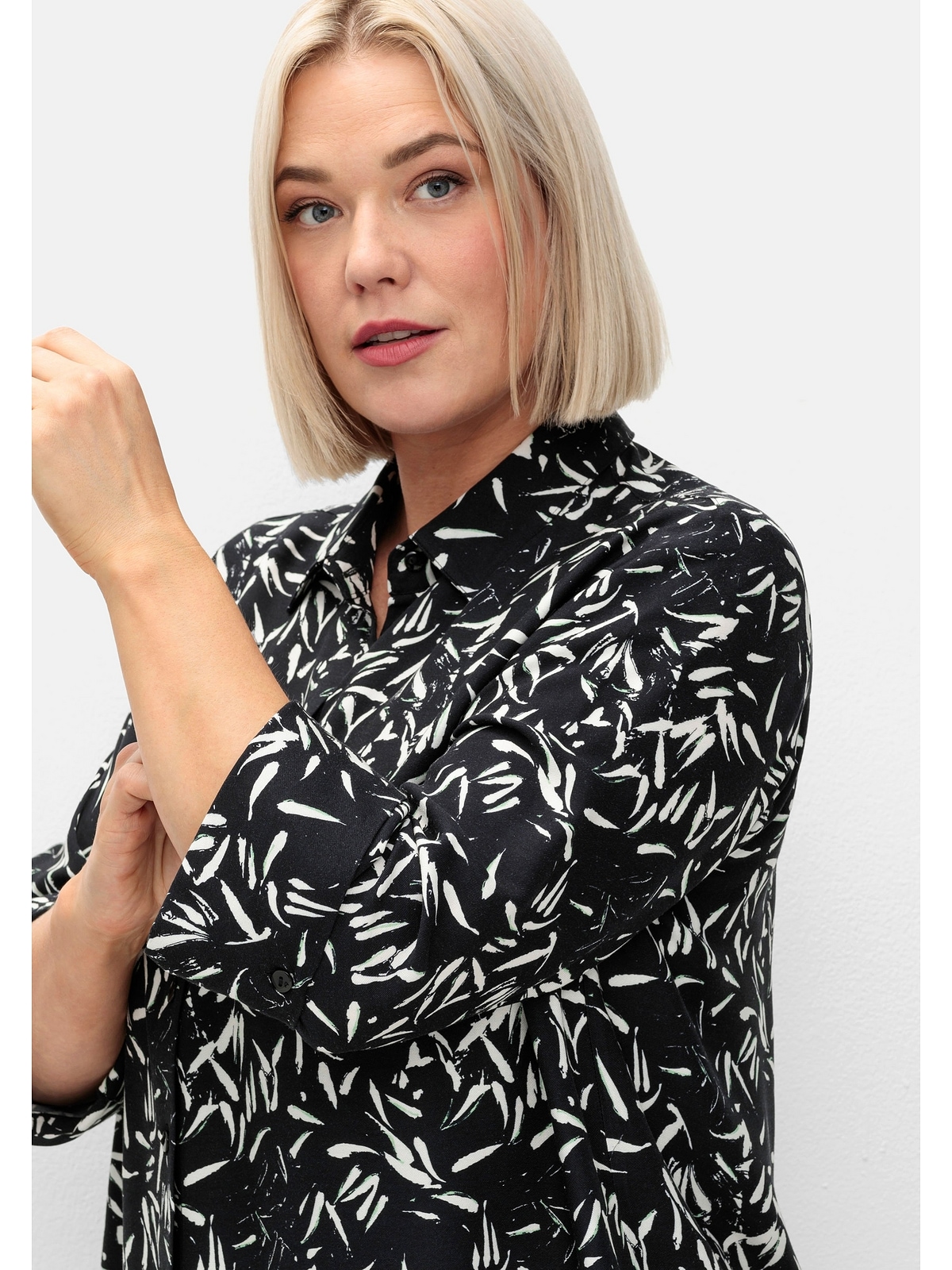Sheego Hemdbluse »Große Größen«, mit Blätterprint und 3/4-Arm