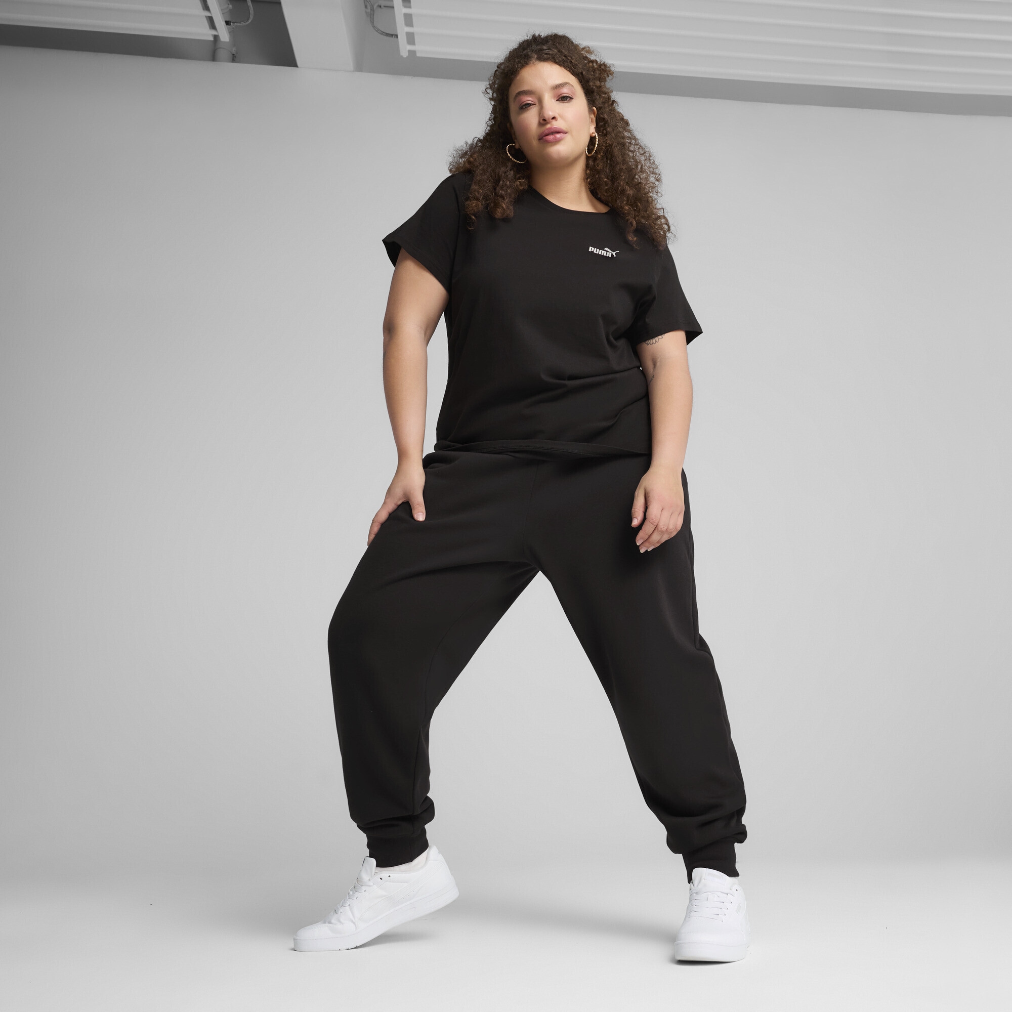 PUMA T-Shirt »ESS Small No. 1 Logo T-Shirt Damen«