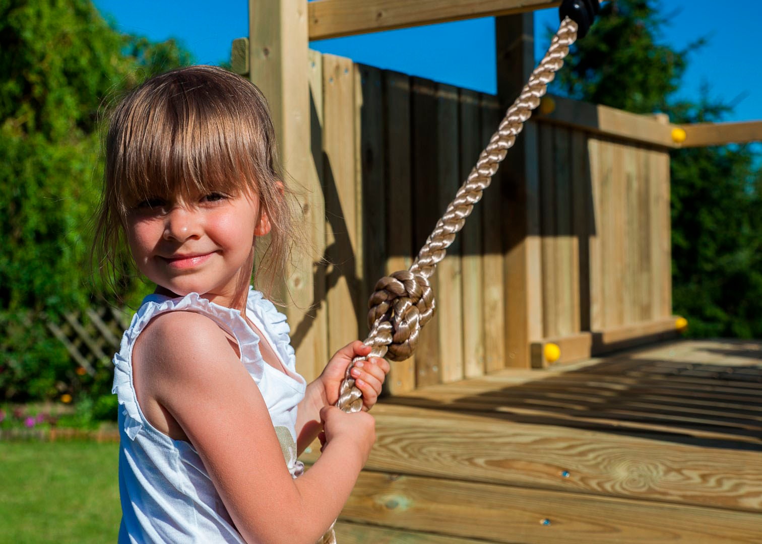 FUNGOO Spielturm »Maxi Funny Carnival«, (Packung), Spielturm mit Rutsche, Schaukeln, Kletterwand und Seilbrücke