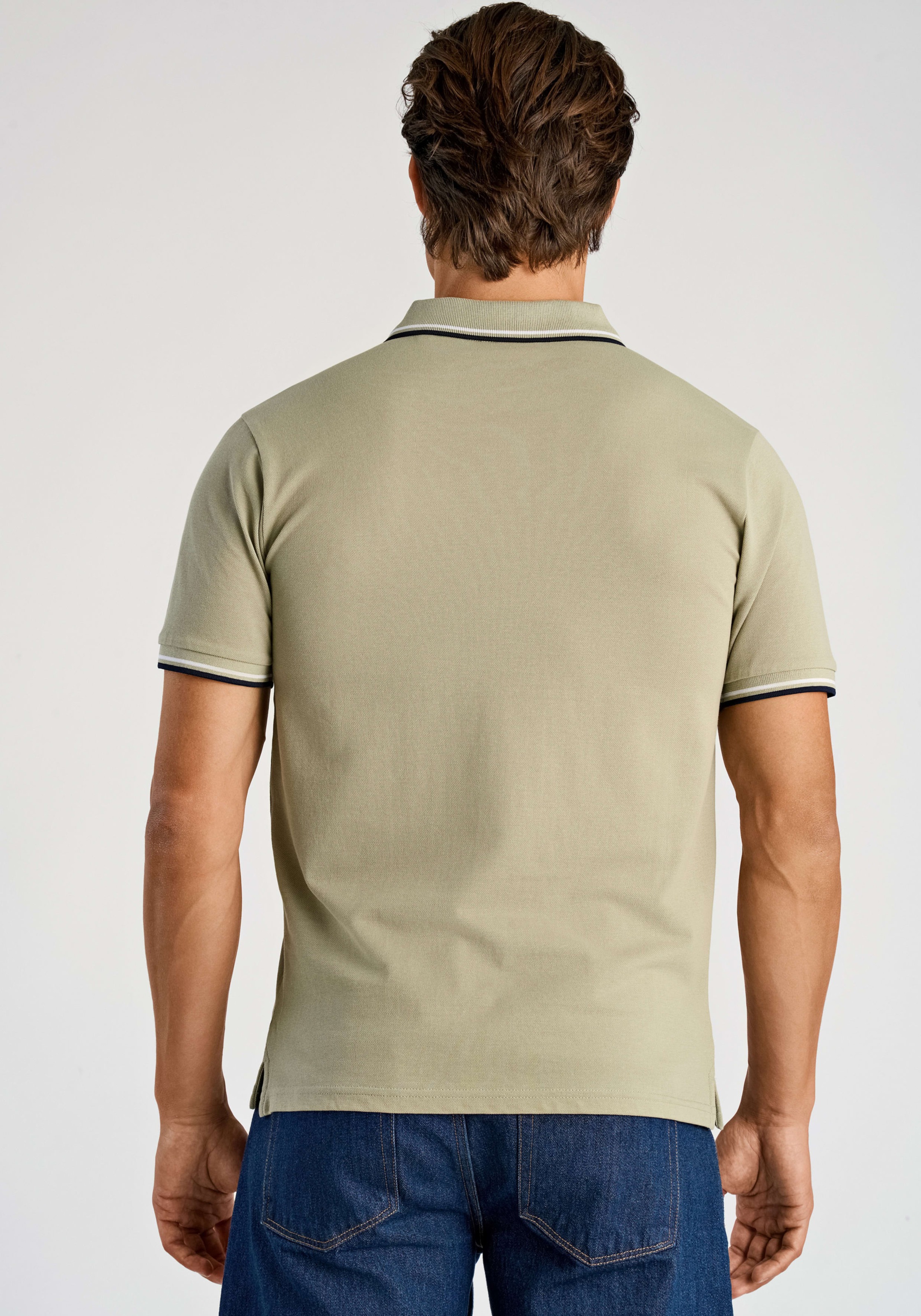 LINDBERGH Poloshirt mit Logo-Stickerei und abgesetzten Bündchen günstig online kaufen