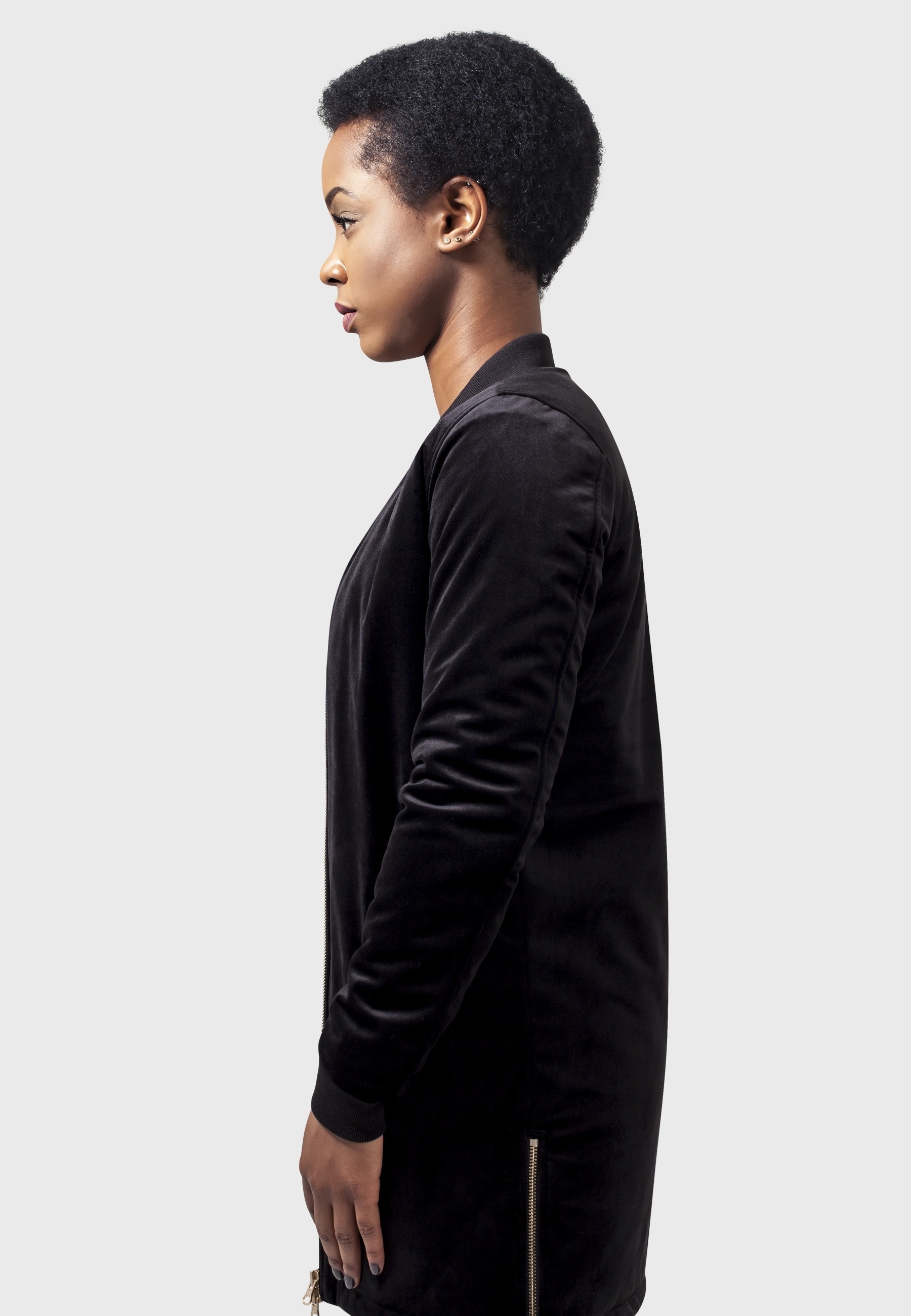 URBAN CLASSICS Langmantel »Urban Classics Damen Ladies Long Velvet Jacket«