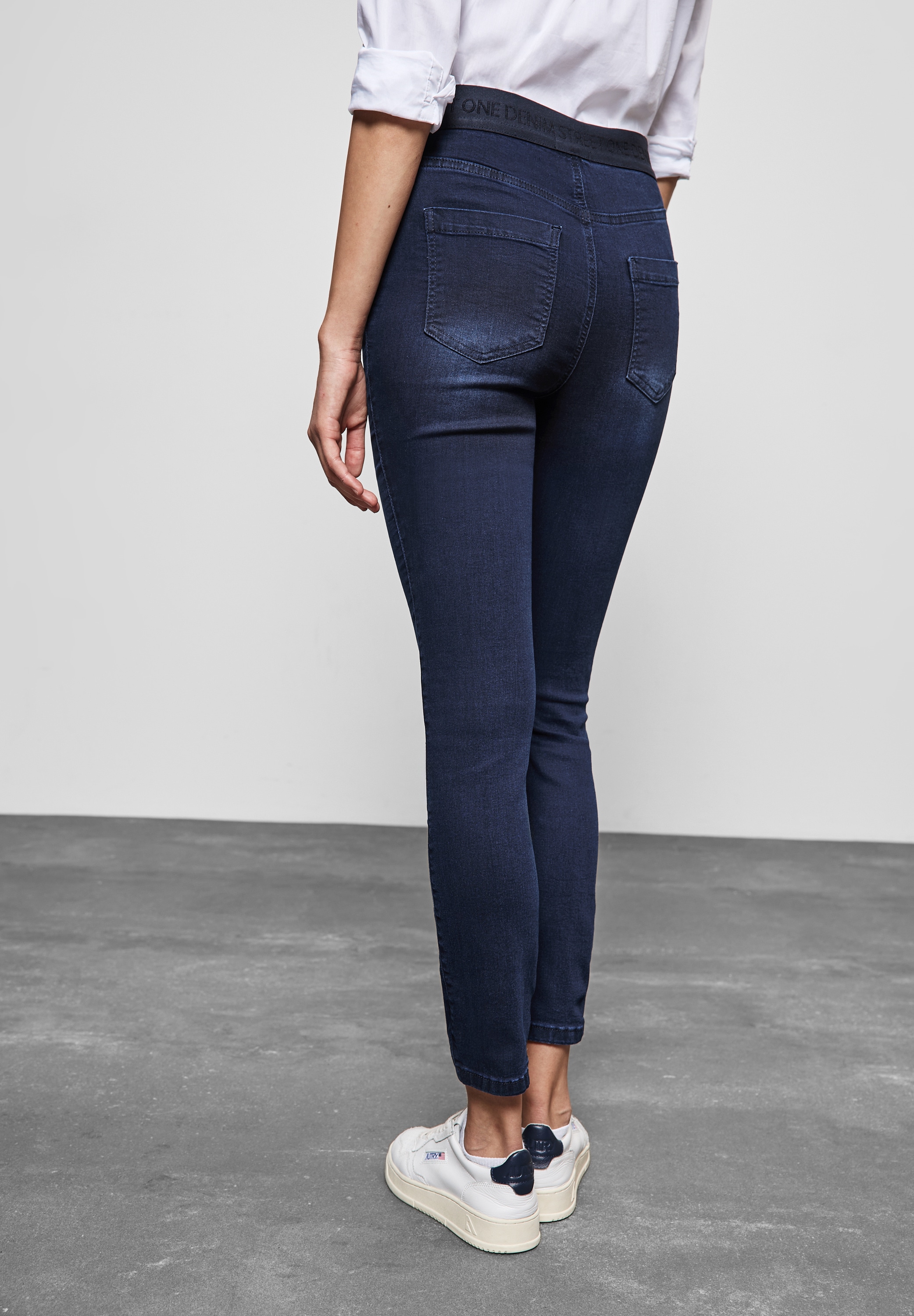 STREET ONE Gerade Jeans, aus Baumwolle mit Stretchanteil