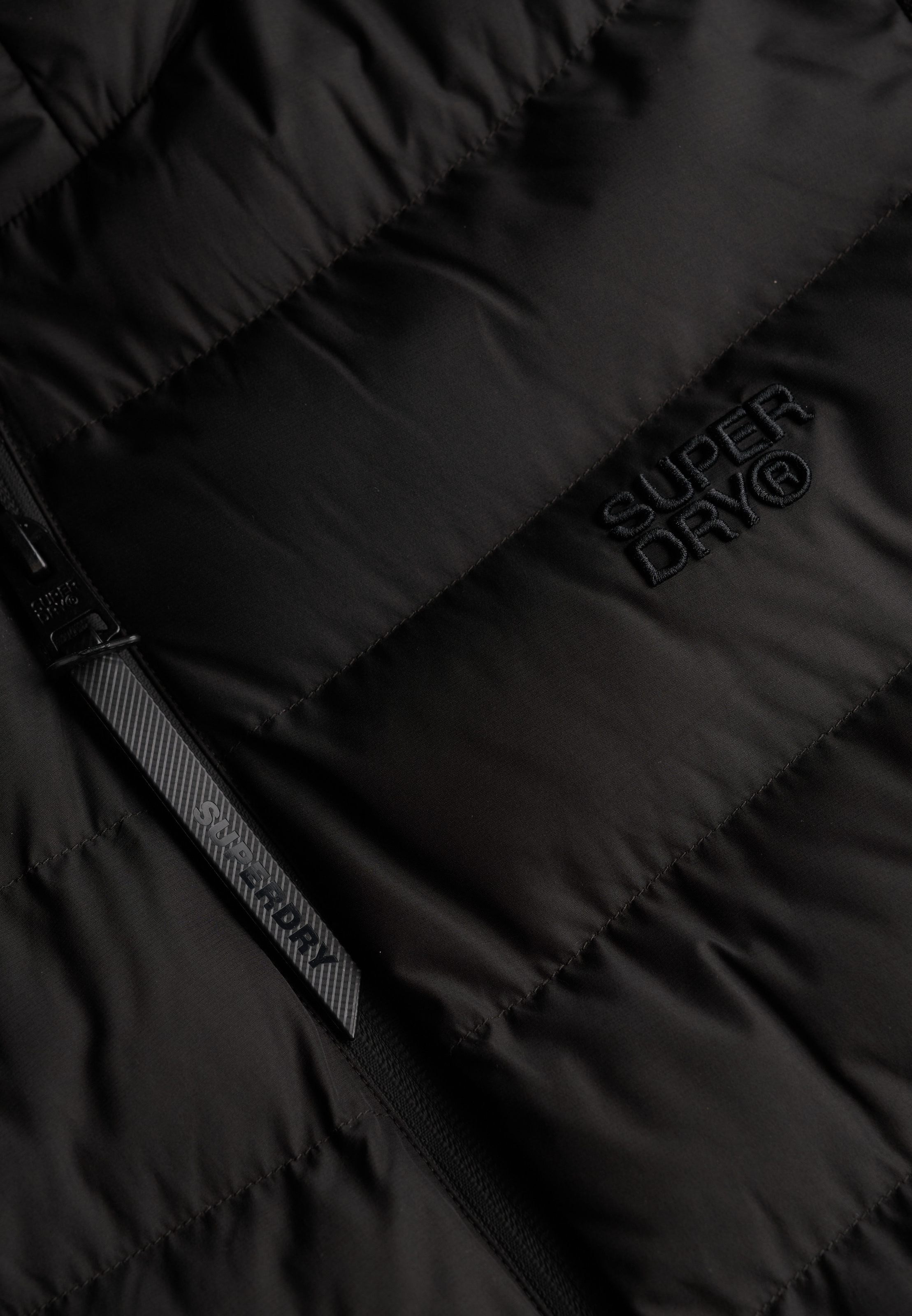 Superdry Steppjacke »HOODED STORM KNIT HYBRID JKT«, mit Kapuze