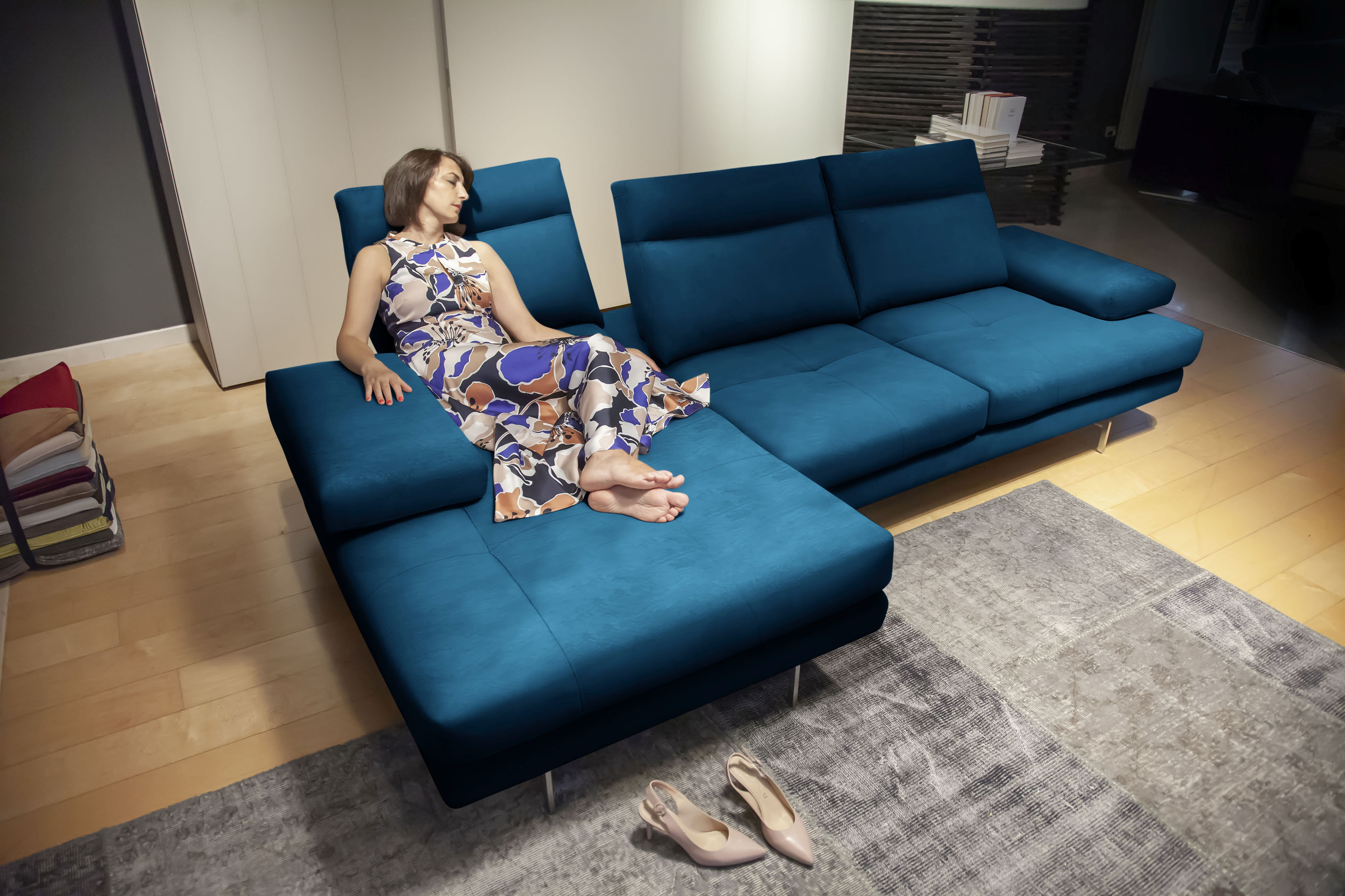 CALIA ITALIA Ecksofa "Toby Wing, B/T: 288/153 cm, Designsofa mit hohem Sitzkomfort, L-Form" inklusive Sitztiefenverstellung, Füße in chrom glänzend