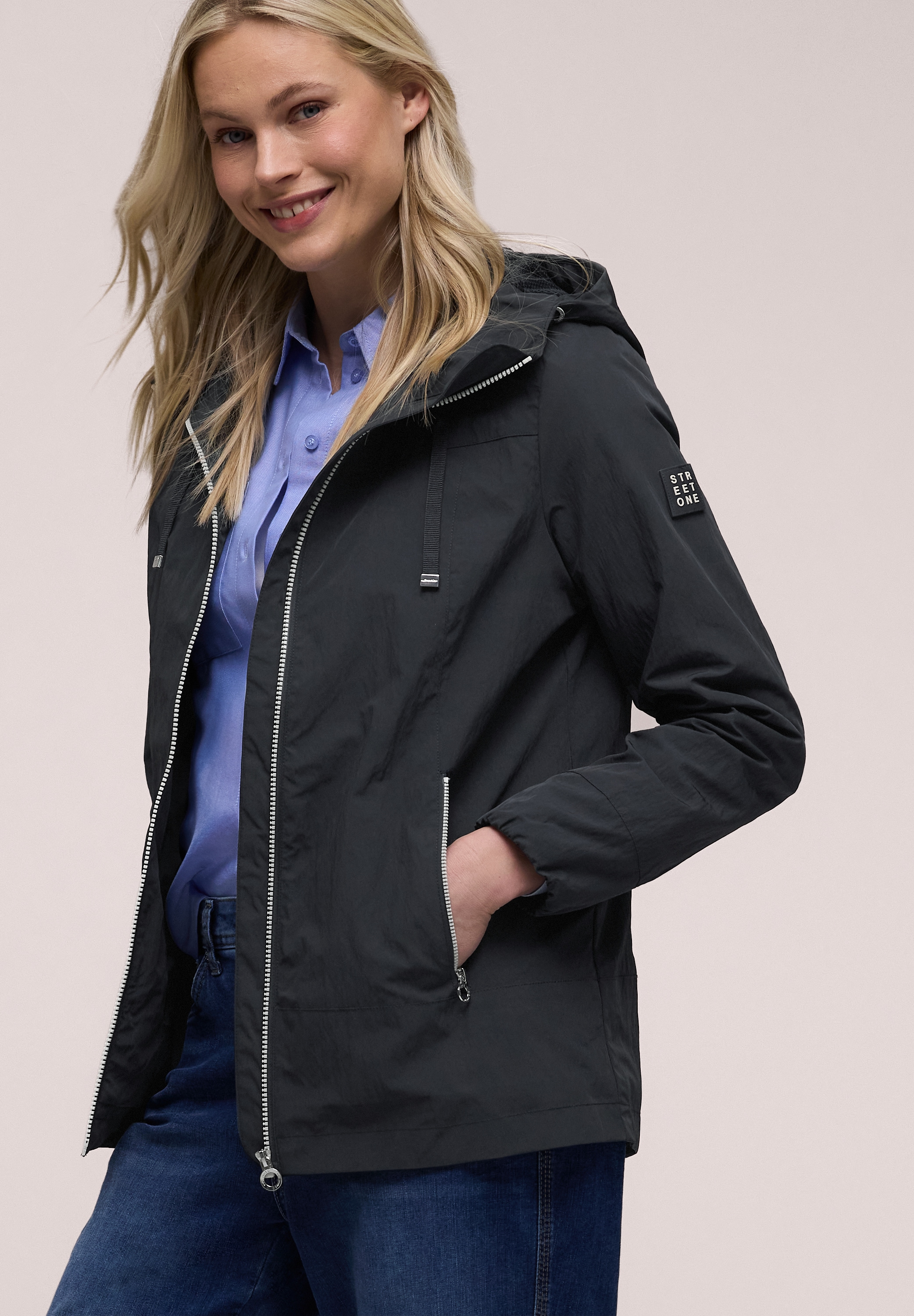 STREET ONE Windbreaker mit Kapuze mit Kapuze mit Tunnelzugband