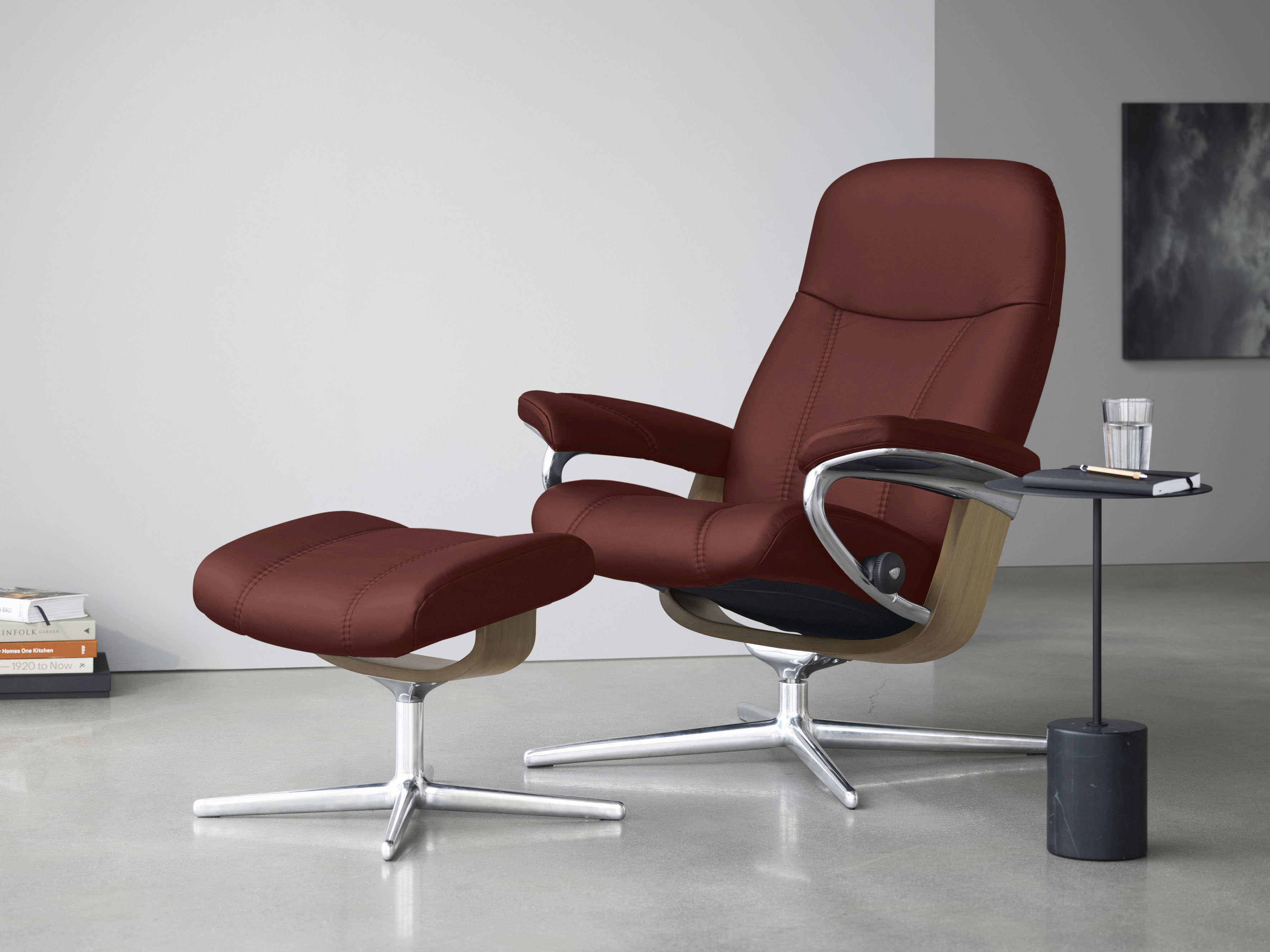 Stressless Relaxsessel "Consul" mit Cross Base, Größe S, M & L, Holzakzent Eiche, in 2 Bezugsqualitäten lieferbar
