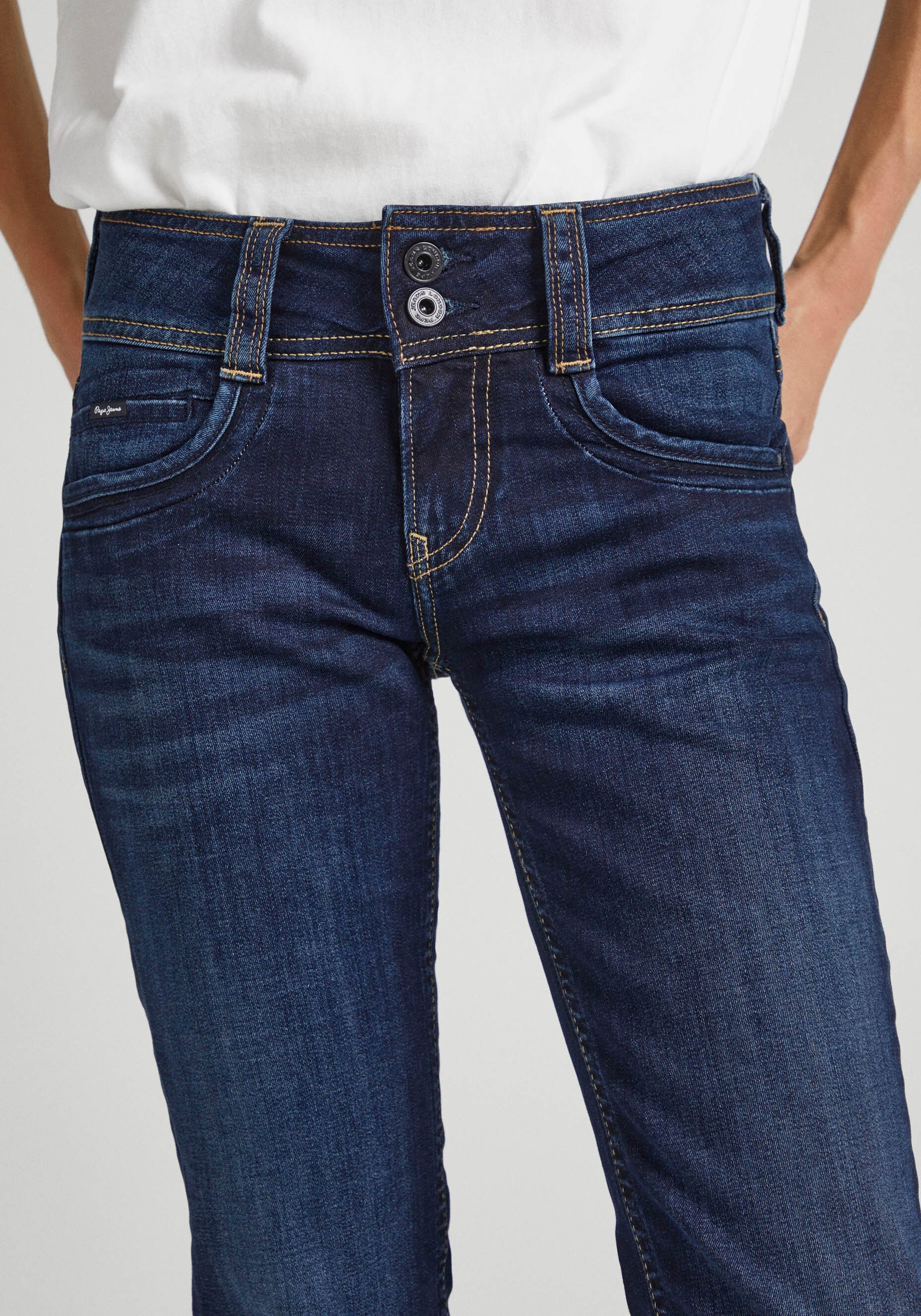 Pepe Jeans Straight-Jeans »GEN«, in schöner Qualtät mit geradem Bein und Doppel-Knopf-Bund