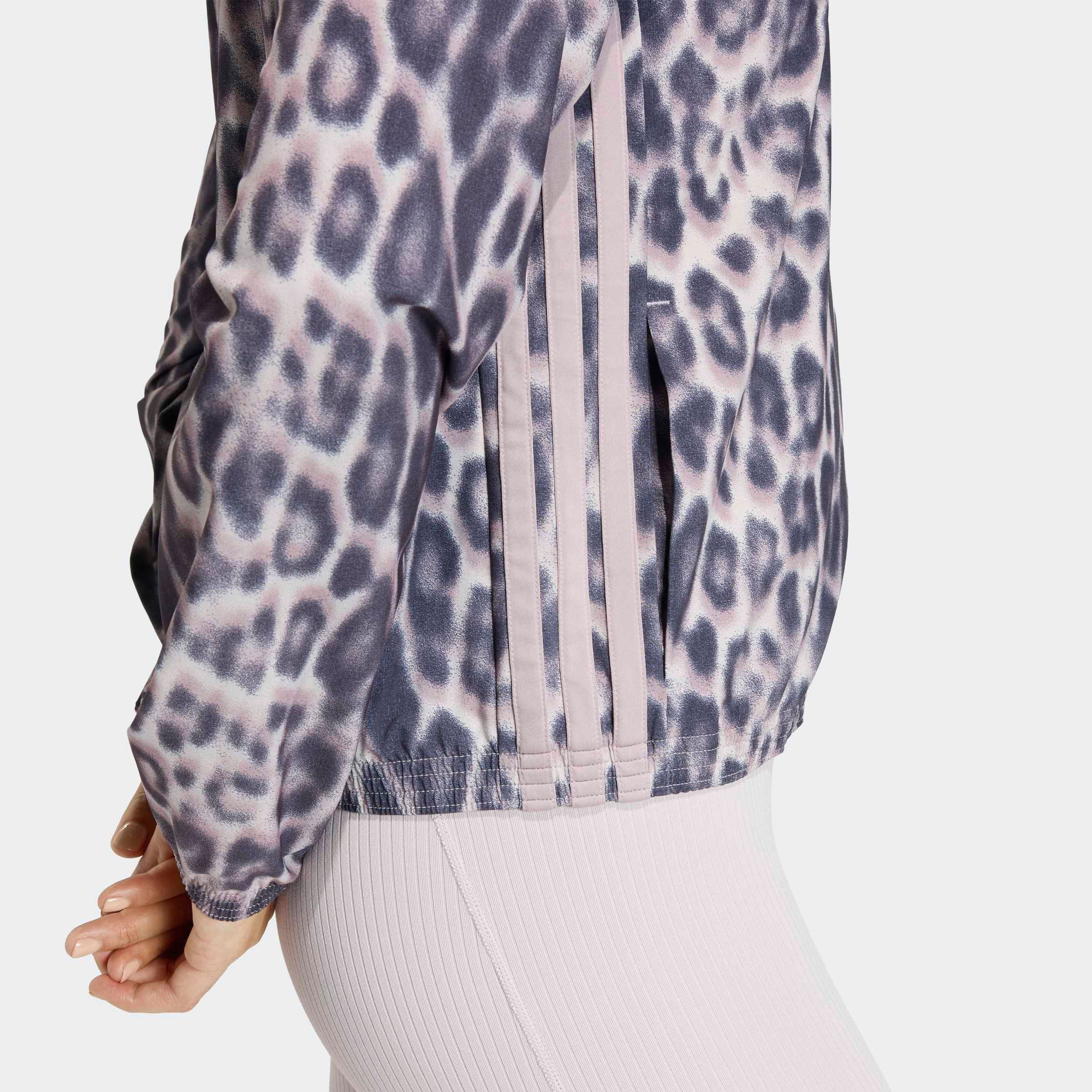adidas Performance Rollkragenpullover »WORKOUT ESSENTIALS LEOPARD, GEWEBTES MATERIAL«