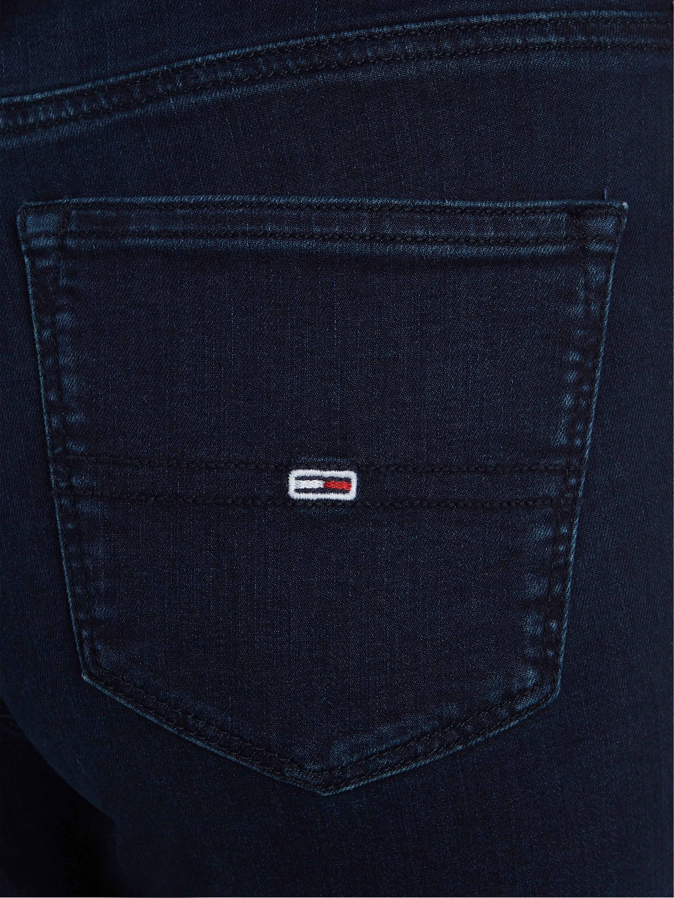 Tommy Jeans Skinny-fit-Jeans »Nora Mid Rise Skinny Fit«, mit Tommy Jeans Logo-Badge & Stickereien
