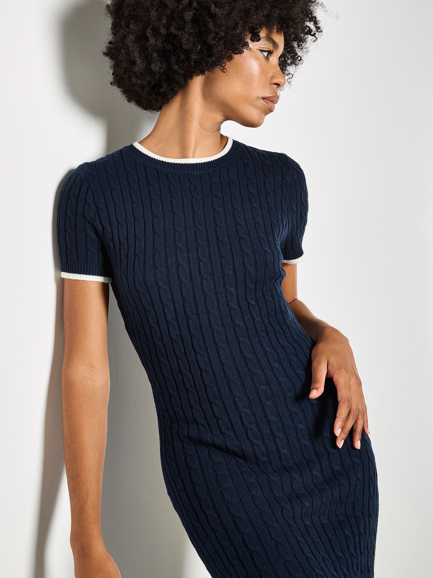 Apricot Strickkleid »Midi-Kleid mit Zopfmuster« in unifarben