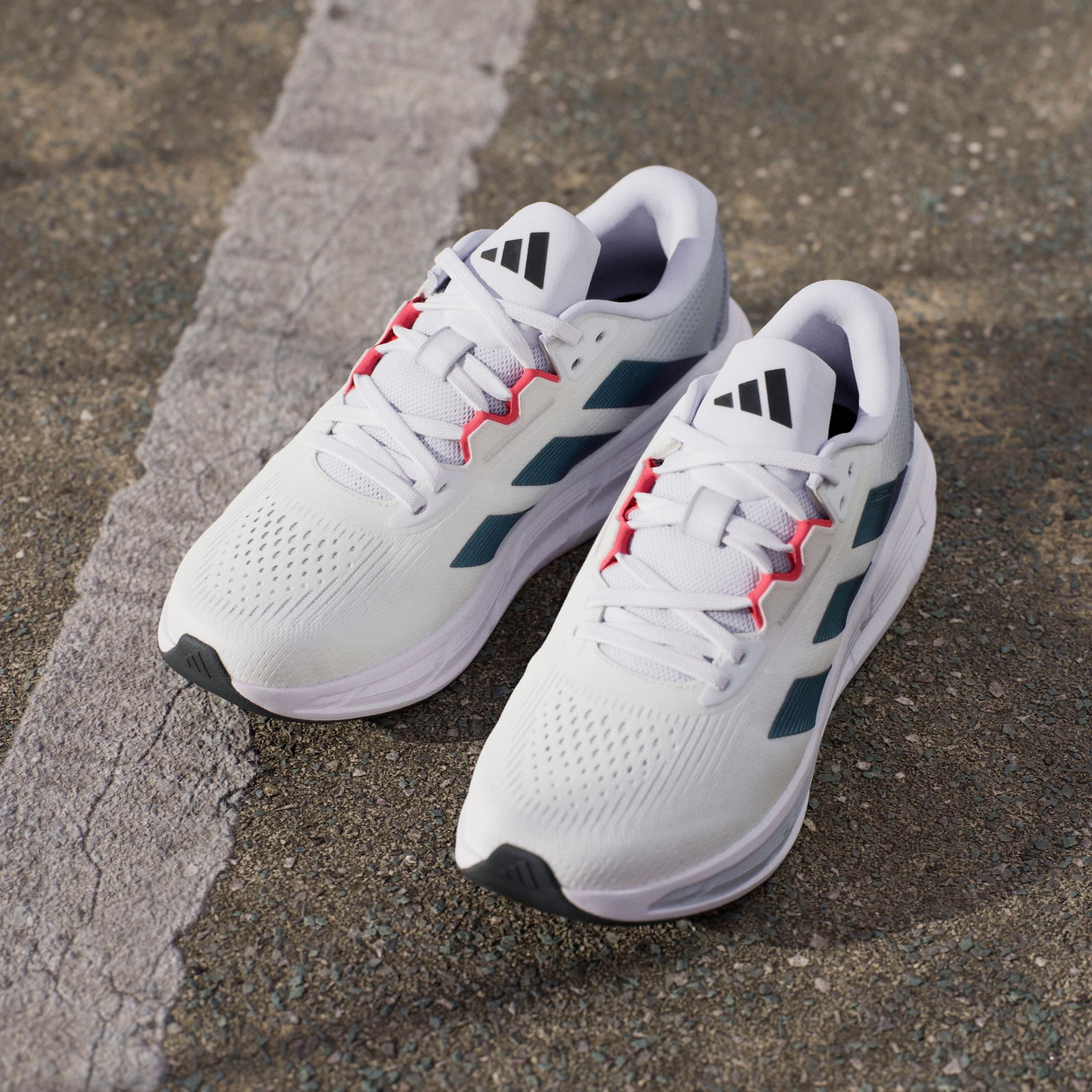 adidas Performance Laufschuh »QUESTAR 3«