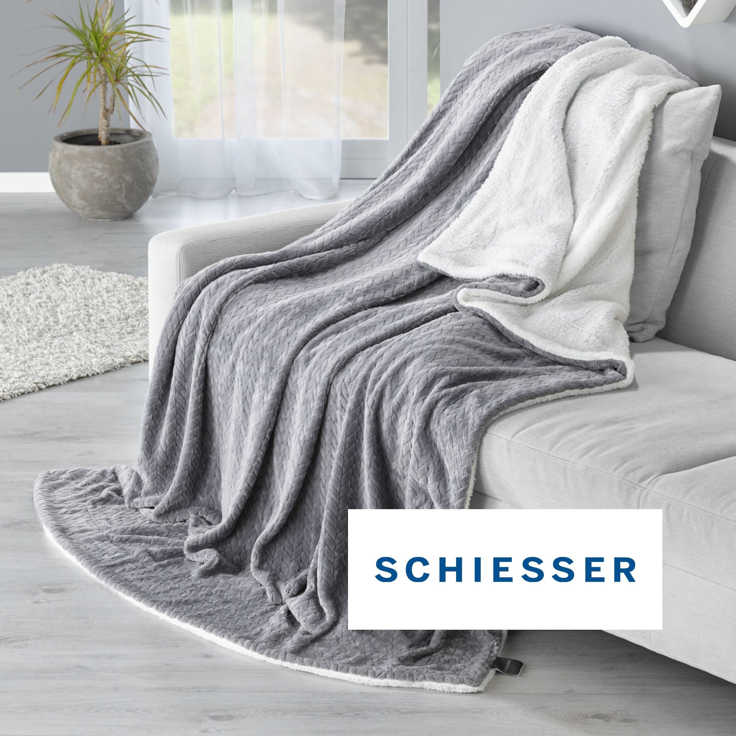 Schiesser Wohndecke »Elsa Wohndecke mit Zopfmuster und flauschiger Sherpa-Rückseite« mit aufwendigem Zopfmuster