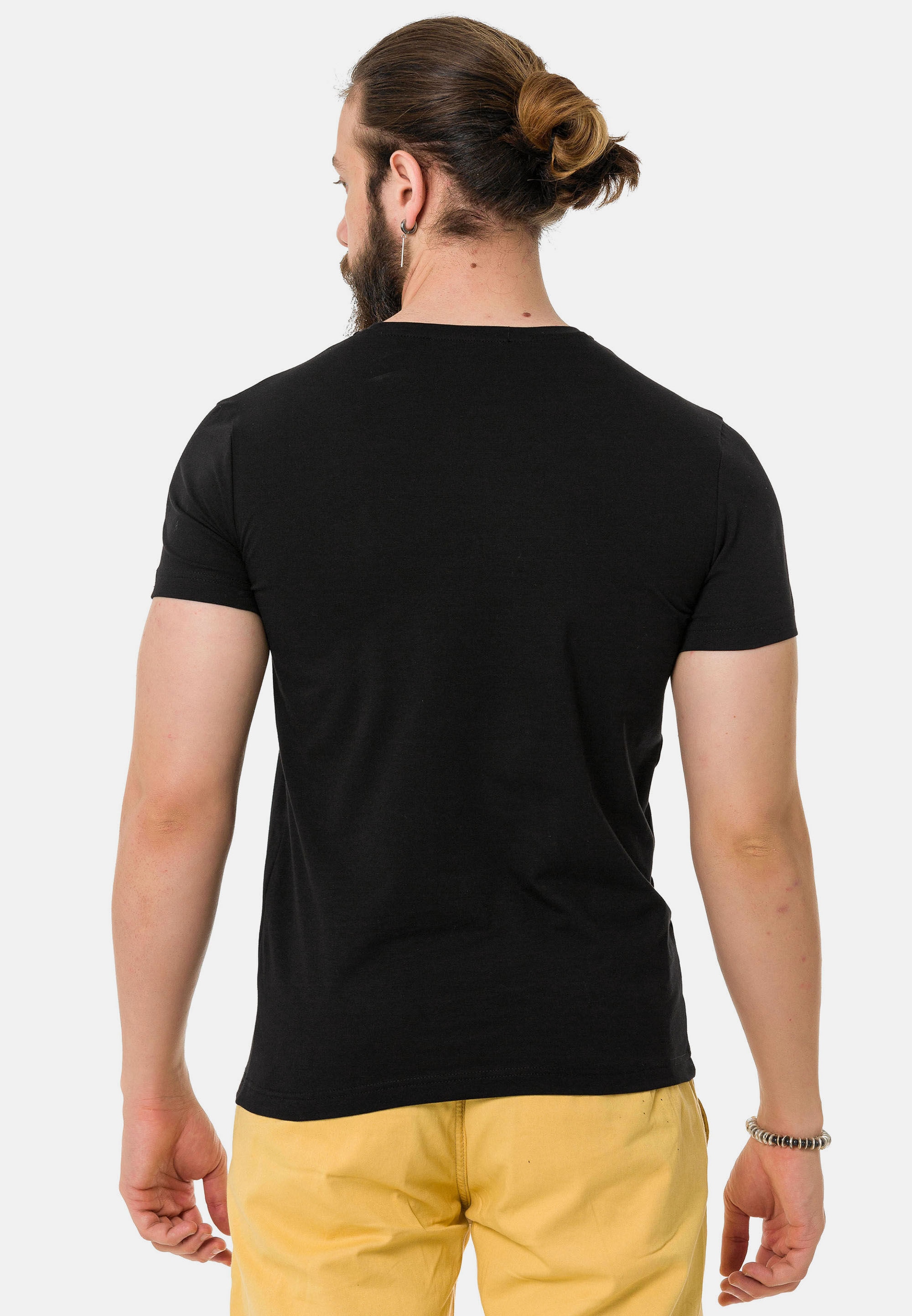 Cipo & Baxx T-Shirt »T-Shirt«, mit Rundhals-Ausschnitt