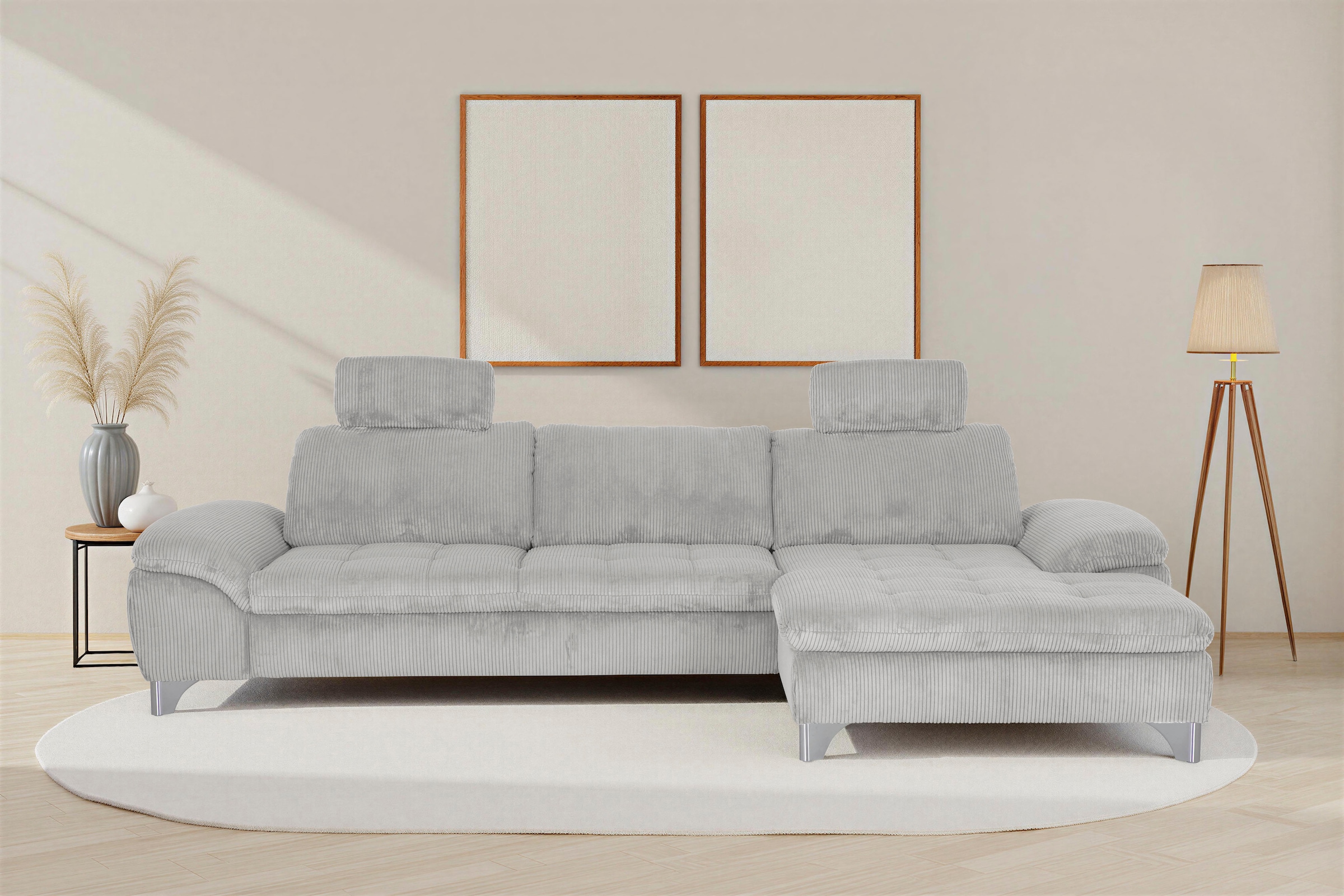 Die PlanBar Ecksofa "Recamiere MP-IN14007 L-Form, Breite 318 cm" wahlweise mit Schlaffunktion und verstellbaren Kopfstützen