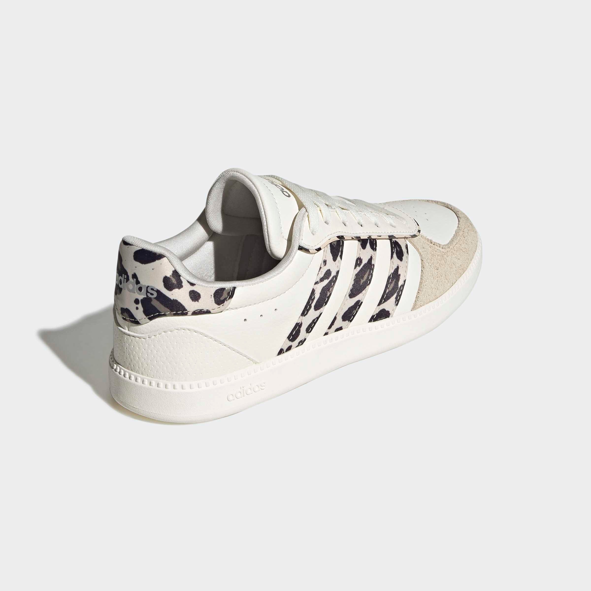 adidas Sportswear Sneaker »BREAKNET SLEEK«  inspiriert vom Design des adidas handball spezial