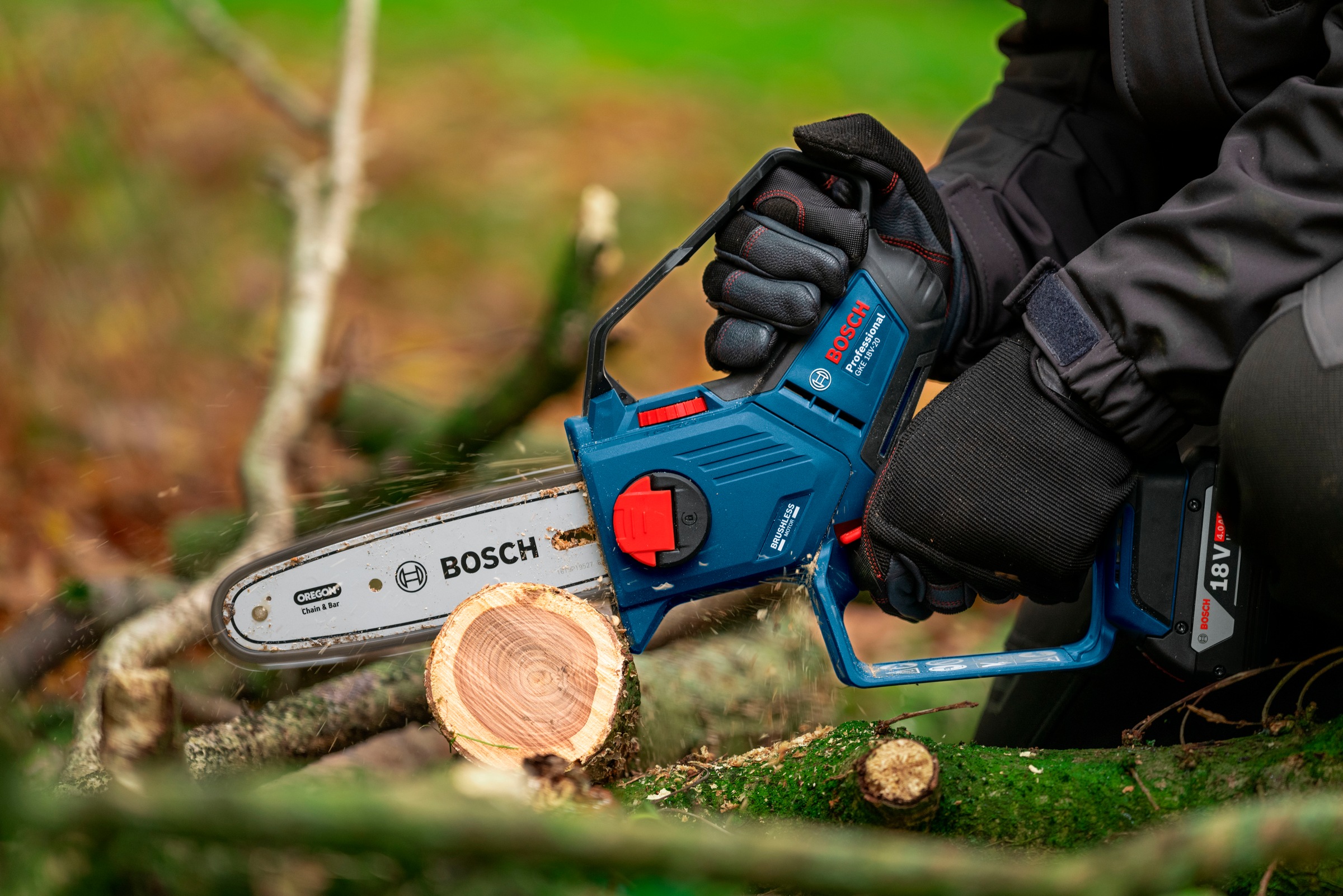 Bosch Professional Akku-Kettensäge »Mini »GKE 18V-20««, (BxLxH: 28x51x11 cm), ohne Akku, ohne Ladegerät