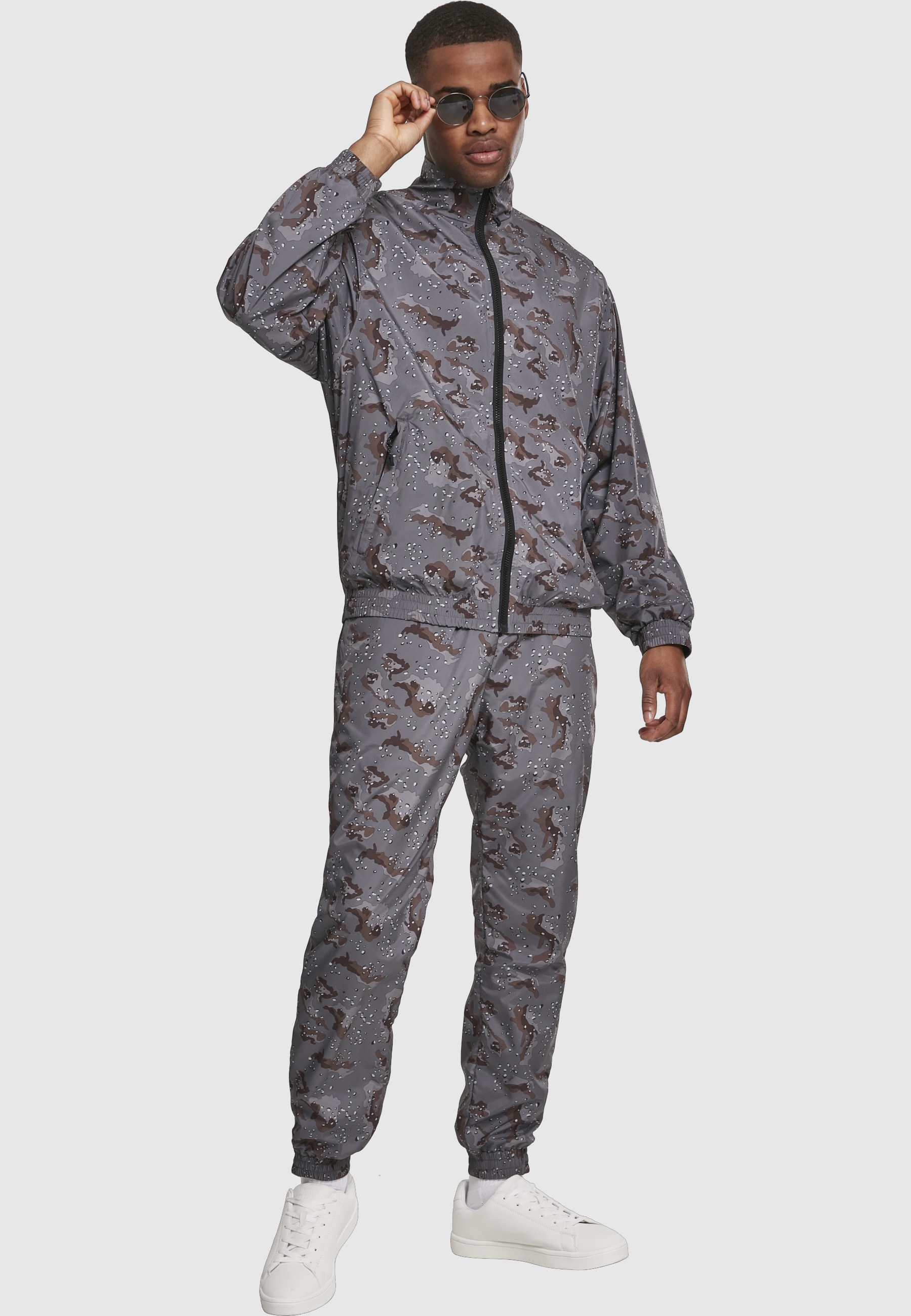 URBAN CLASSICS Anorak »Urban Classics Herren Camo Track Jacket« 1 Stk. tlg. ohne Kapuze