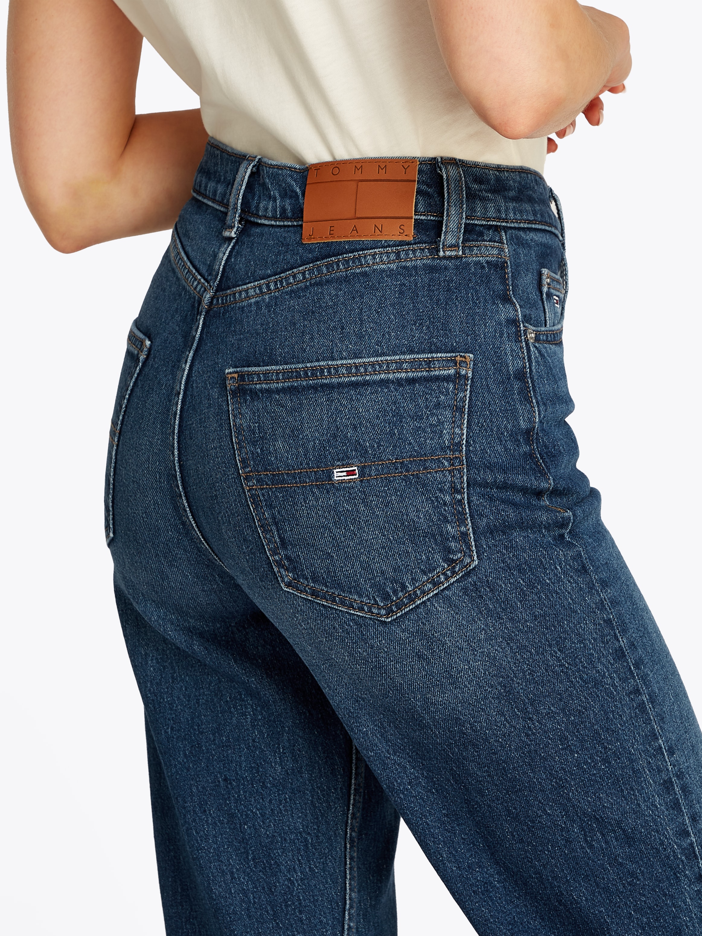 Tommy Jeans Straight-Jeans "Layla High Rise Slim Straight", in Knöchellänge günstig online kaufen