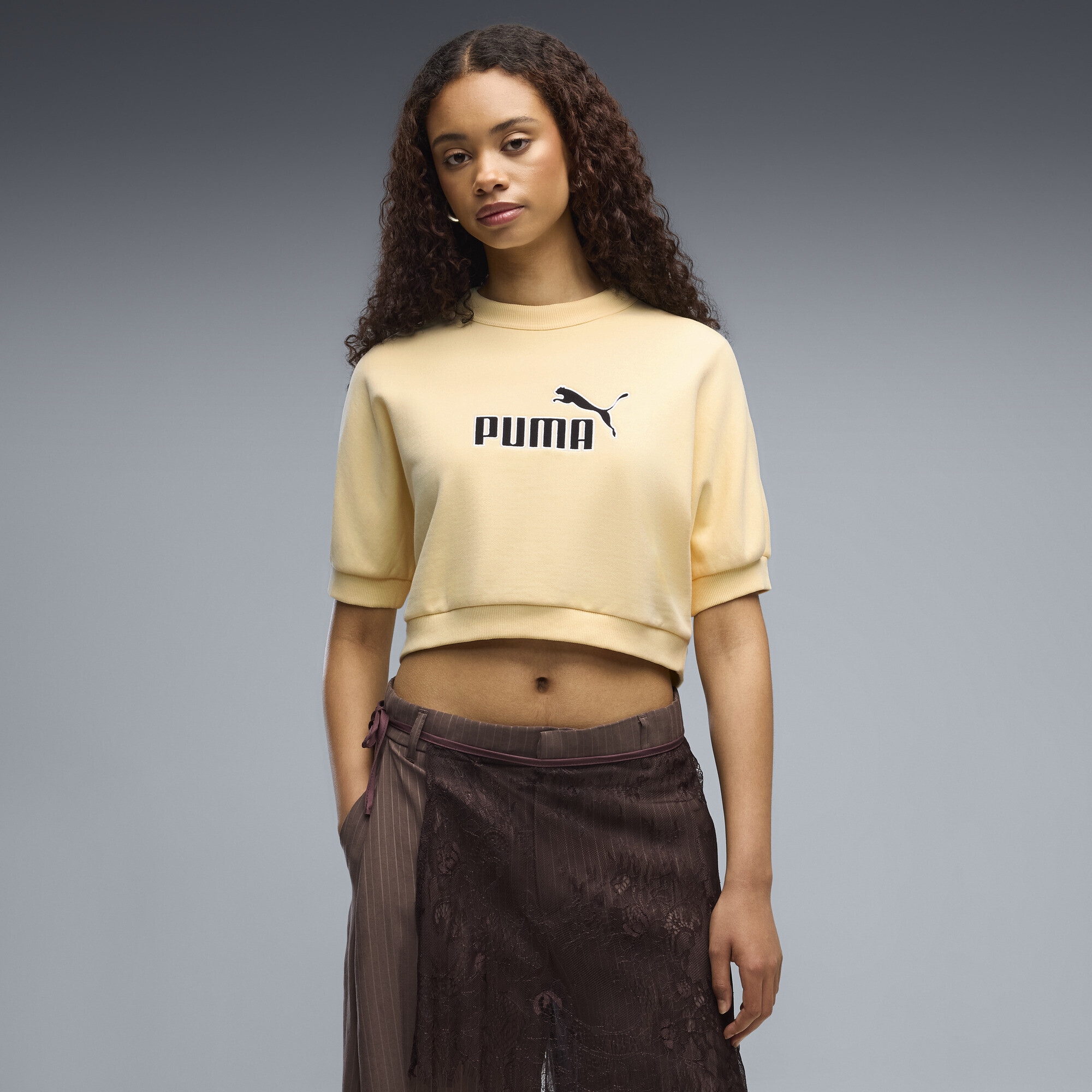 PUMA Sweatshirt »Essentials Elevated No. 1 Logo Relaxed Sweatshirt Damen«
