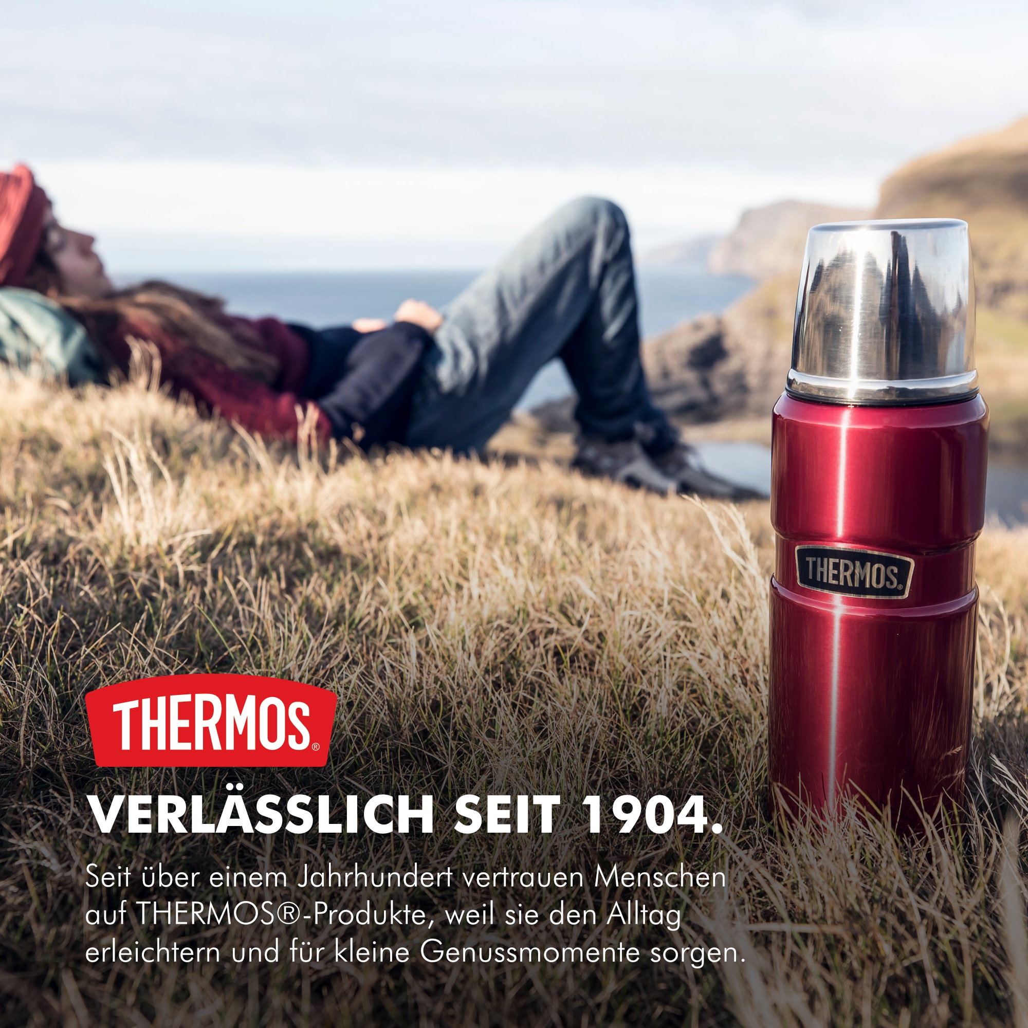 THERMOS Isolierflasche »STAINLESS KING BEVERAGE BOTTLE, doppelwandiger Edelstahl« 0,47l, 12h heiß & 24h kalt, Twist & Pour Lid, Becher