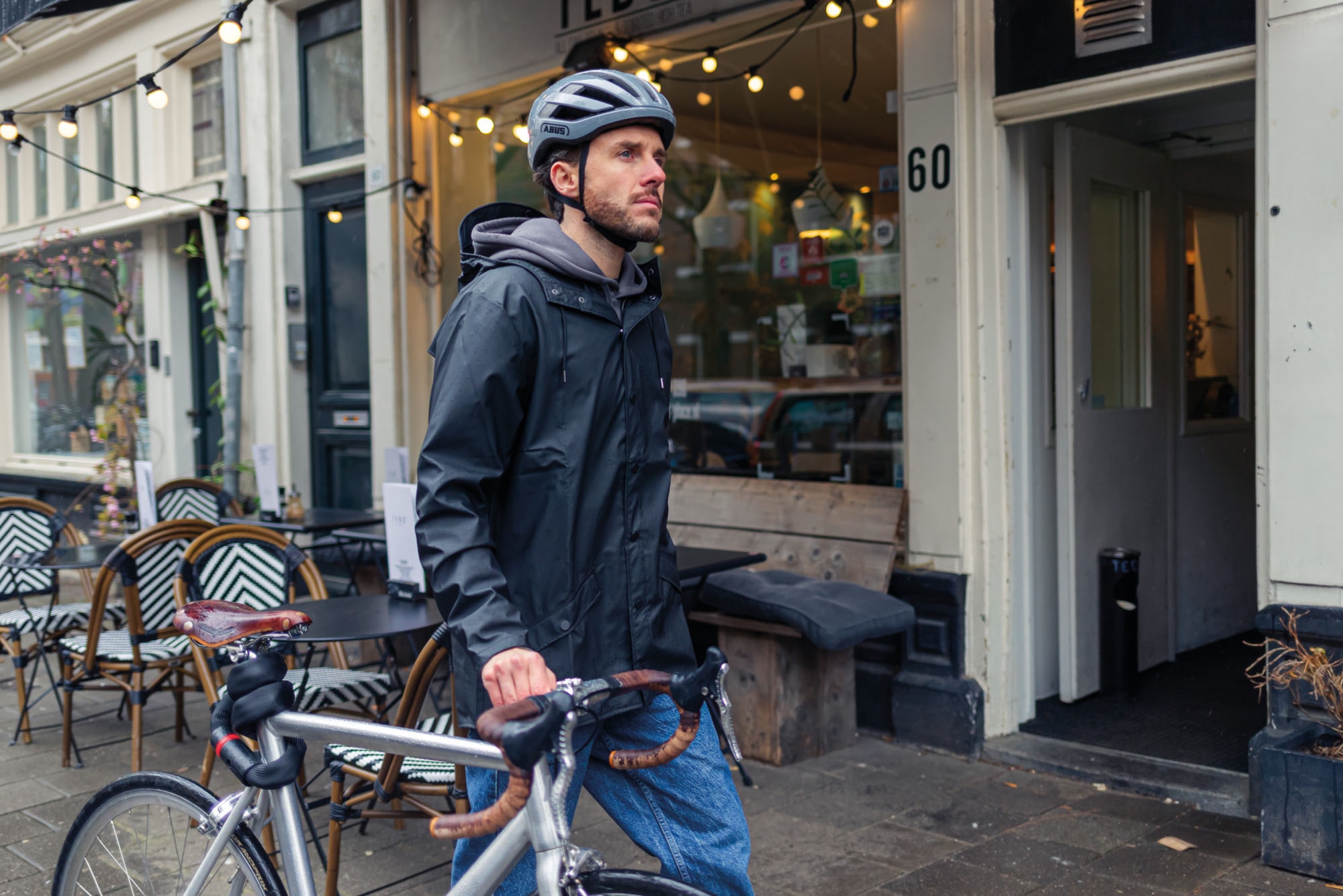 ABUS Fahrradhelm »WINGBACK«