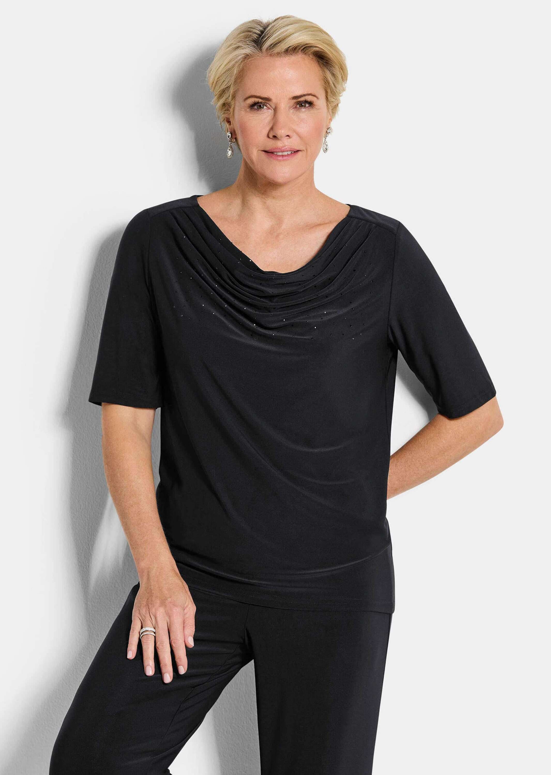 GOLDNER Kurzarmshirt »Jerseyshirt mit Glitzersteinen« Ton in Ton Hotfix am Wasserfallausschnitt