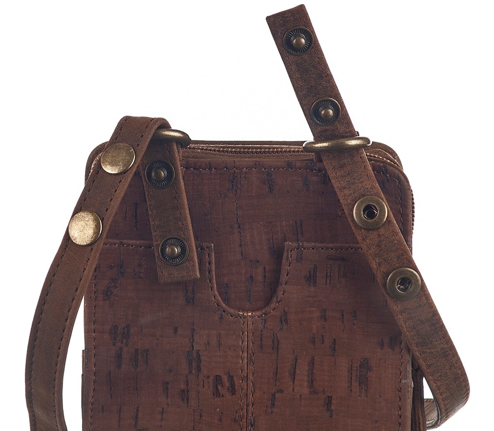 GreenLand Nature Handytasche »NATURE leather-cork«, mit aufgesetzter Geldbörse