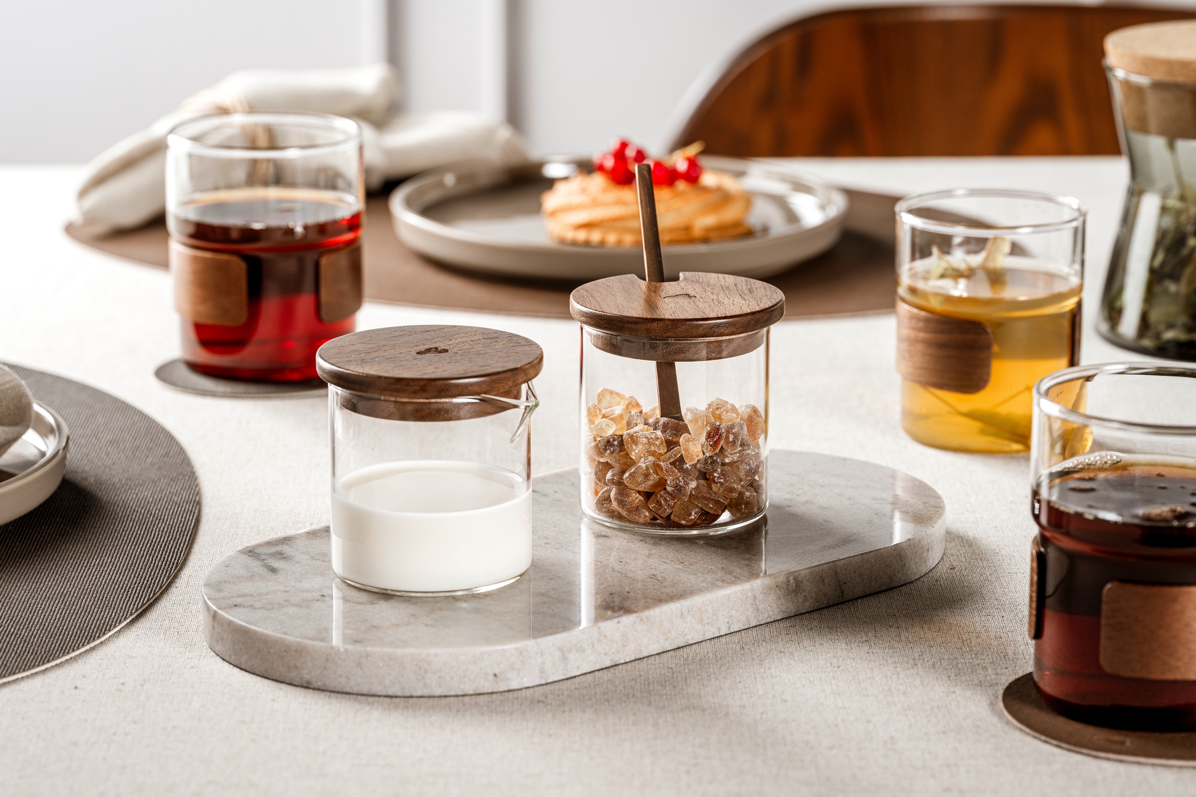 LEONARDO Milch- und Zuckerset »NOVO LEGNO«, (Set, 4 tlg., Set), Milchgießer und Zuckerdose mit Holzdeckel