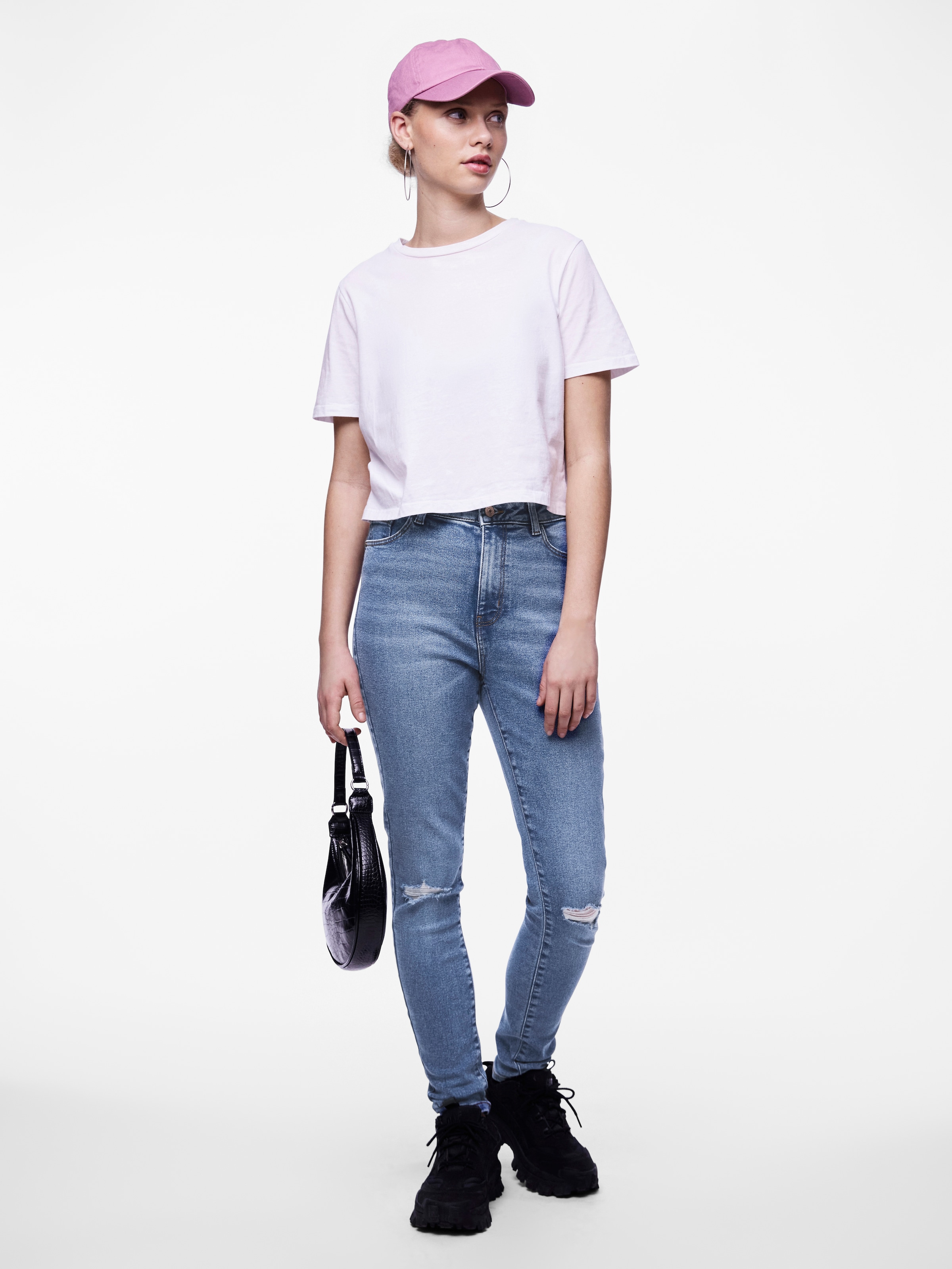pieces Skinny-fit-Jeans »PCDANA HW DEST SKINNY JNS MB402 NOOS BC«, mit Destroyed Effekt