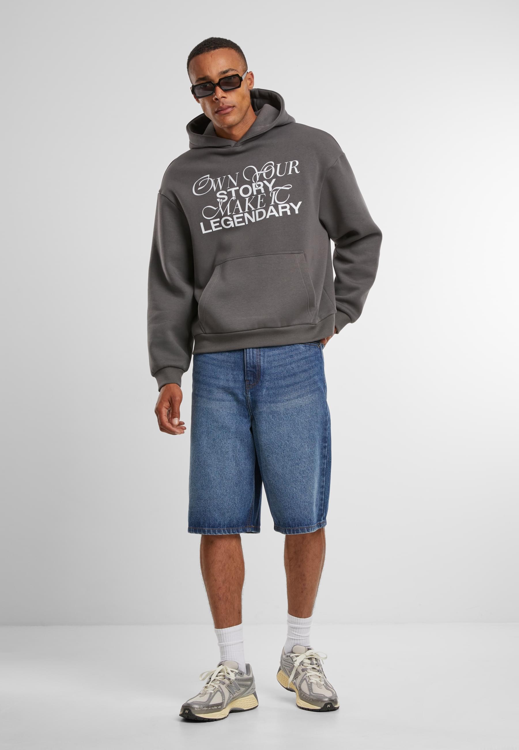 Upscale by Mister Tee Kapuzensweatshirt »Upscale by Mister Tee Make It Legendary Fluffy Hoody«, (1 tlg.)