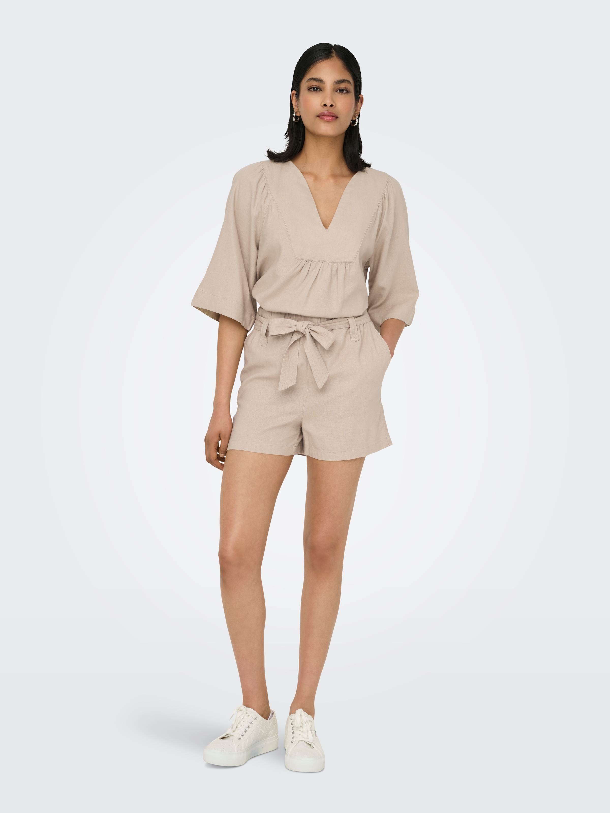 ONLY Shorts »ONLCARO HW LINEN BL BELT SHORTS CC PNT«, mit Leinen