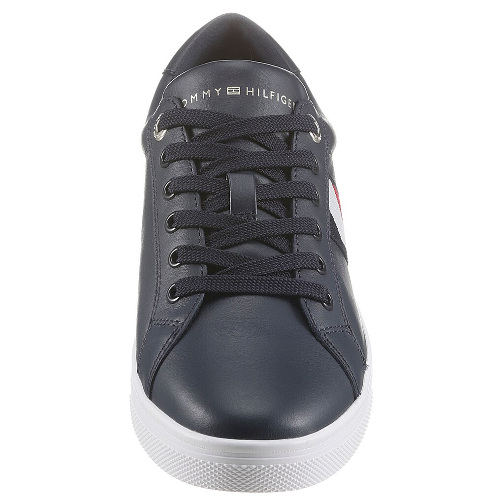 Tommy Hilfiger Sneaker »CORPORATE TOMMY CUPSOLE«, mit seitlichen Streifen, Freizeitschuh, Halbschuh, Schnürschuh