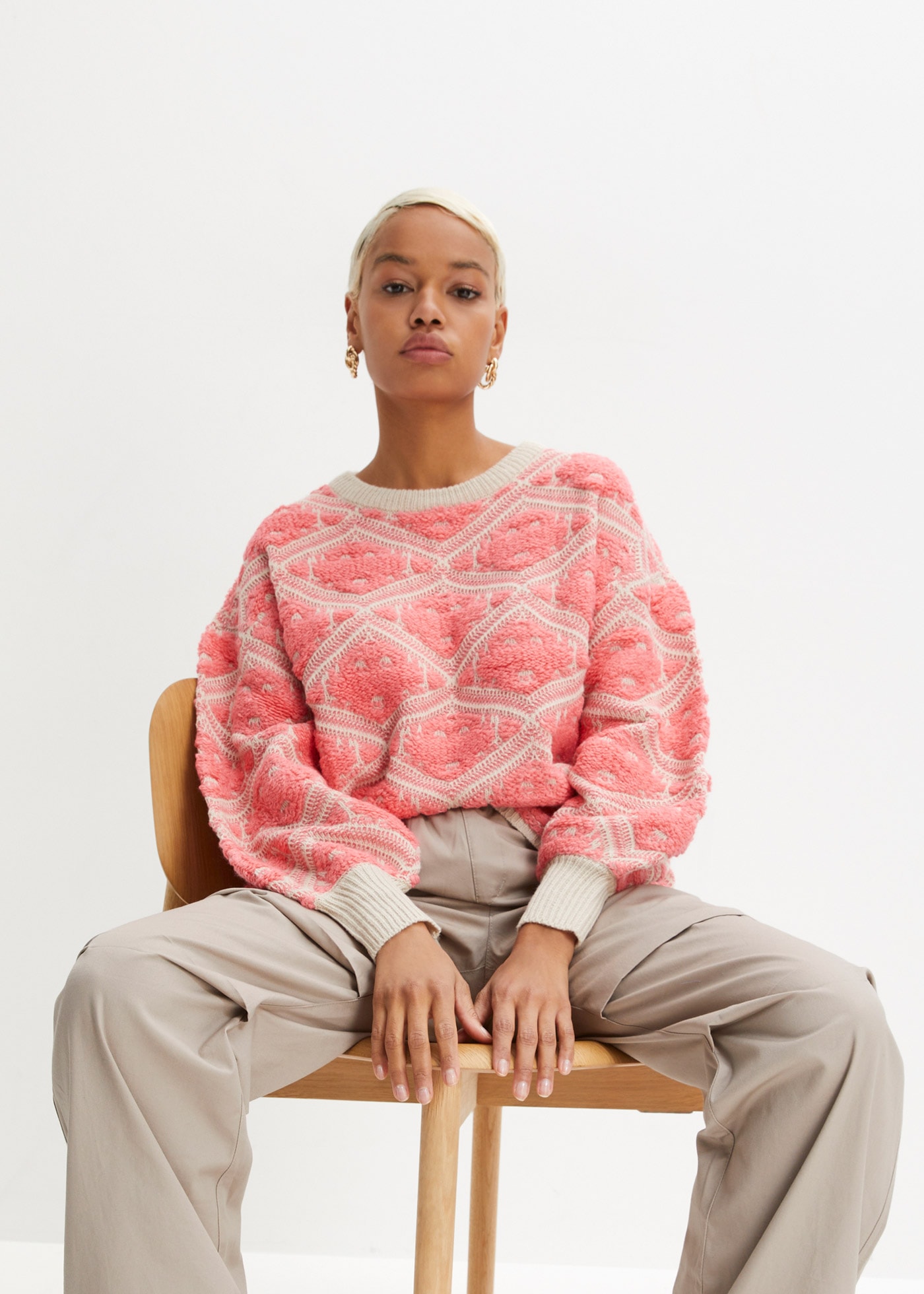 bonprix Strickpullover mit Rundhalsausschnitt, mit Jacquard-Muster, Langarm günstig online kaufen