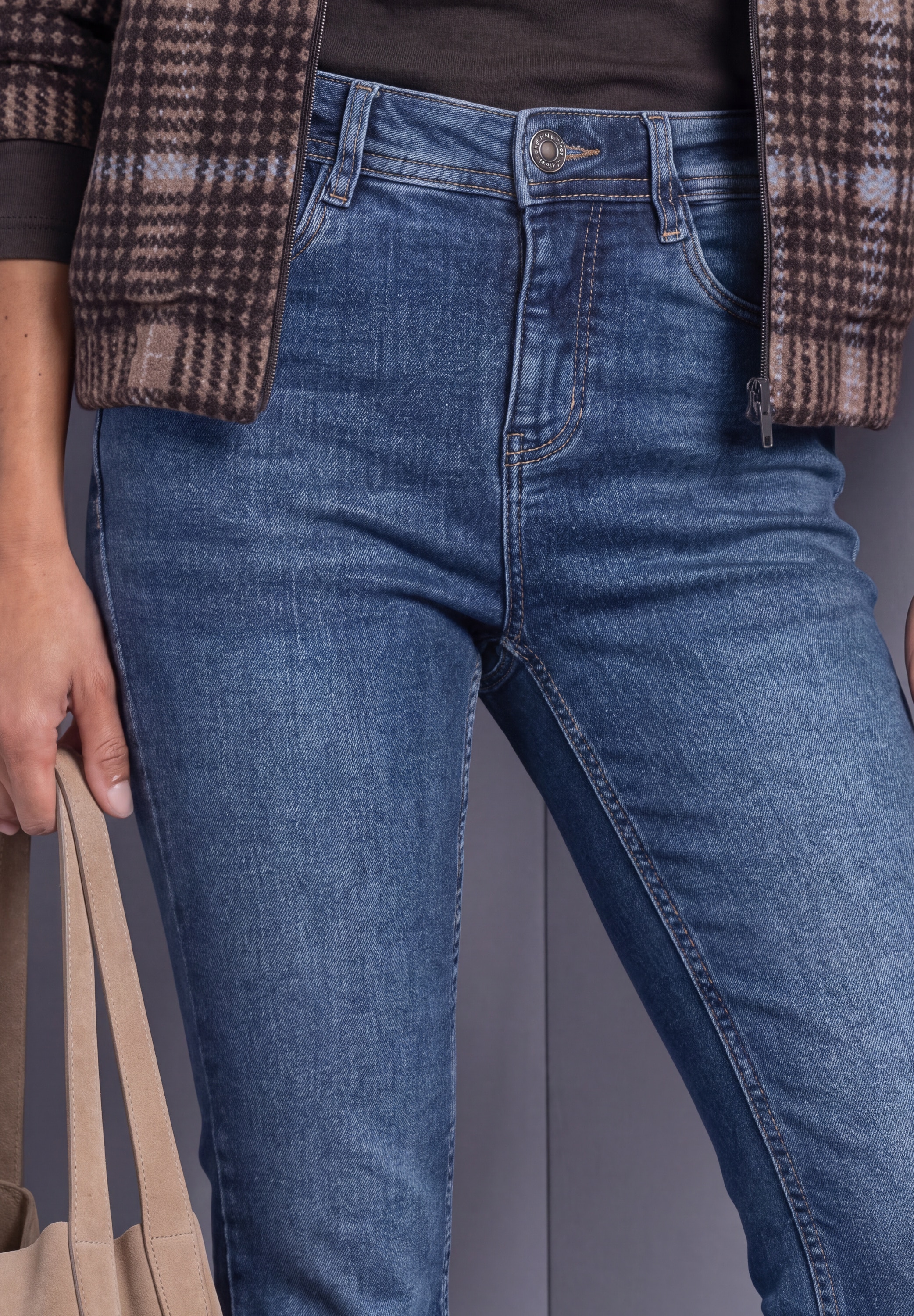 STREET ONE Bootcut-Jeans »Style Blaire« mit Stretch / Slim Fit