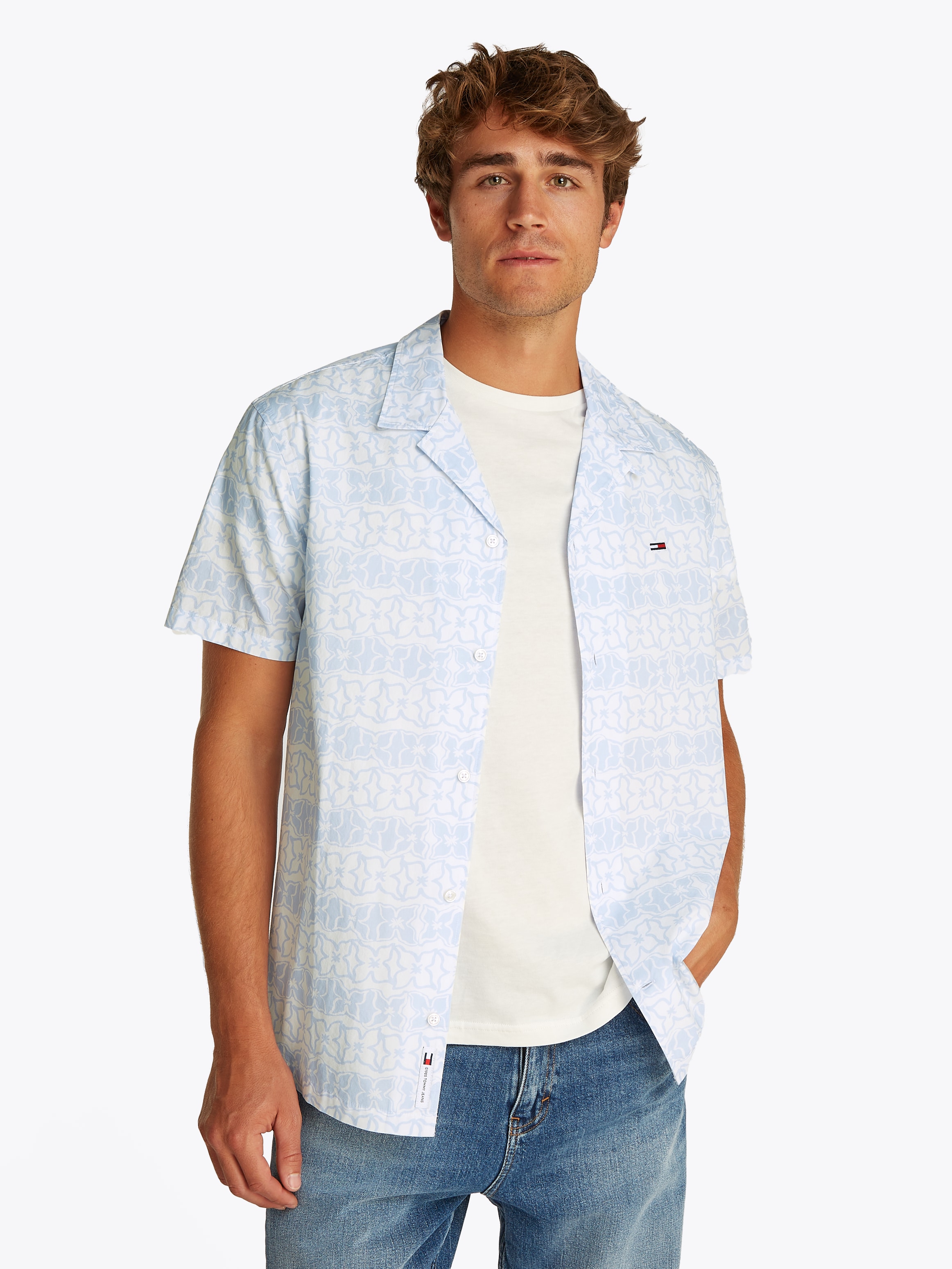 Tommy Jeans "TJM REG AOP SS SHIRT EXT" mit sommerlichen Print günstig online kaufen