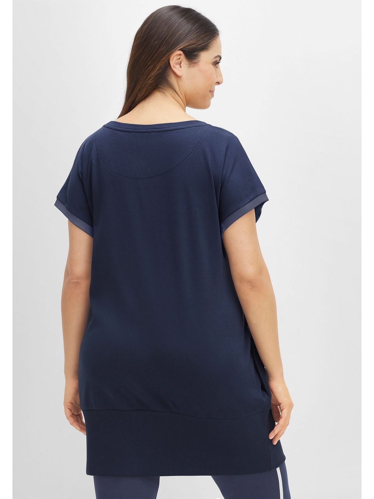 | »Große aus weichem online Sheego Eingrifftaschen, mit Material bestellen BAUR Shirtkleid Größen«,