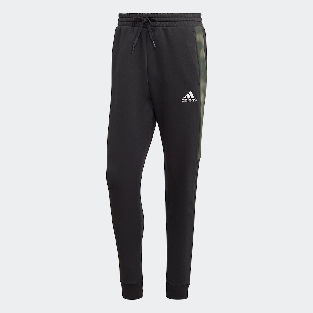 adidas Sportswear Sporthose »ESSENTIALS CAMO PRINT FLEECE HOSE«, (1 tlg.)