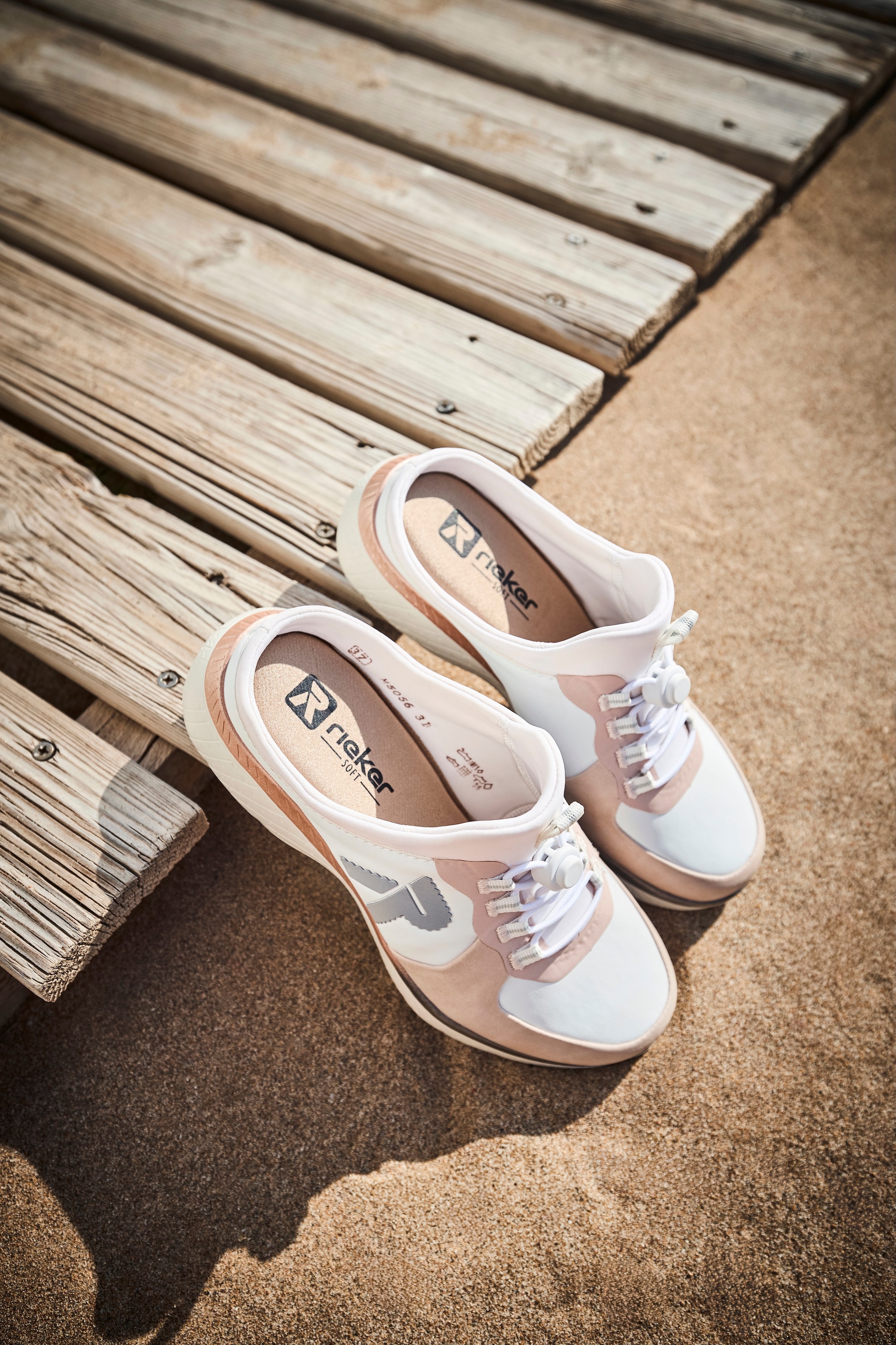 RIEKER Sport Clog, Sabot, Schlupfschuh, Sommerschuh, Hausschuh in schmaler Form