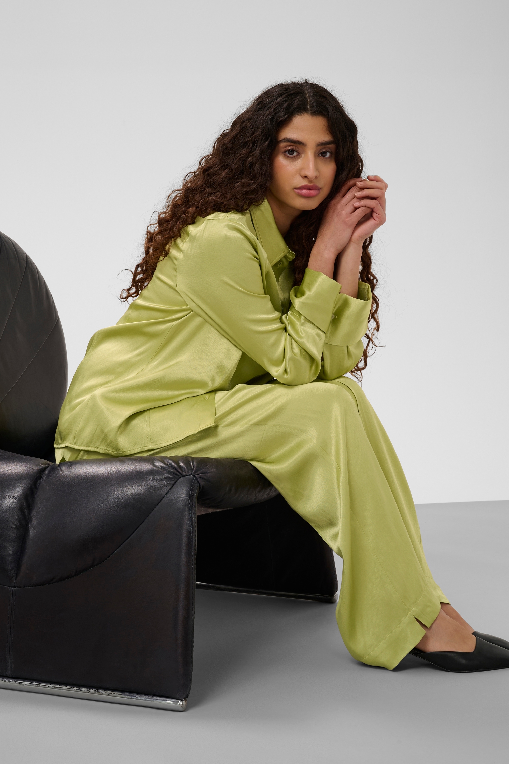 SOAKED IN LUXURY Stoffhose »Casual Hose SLIrini«