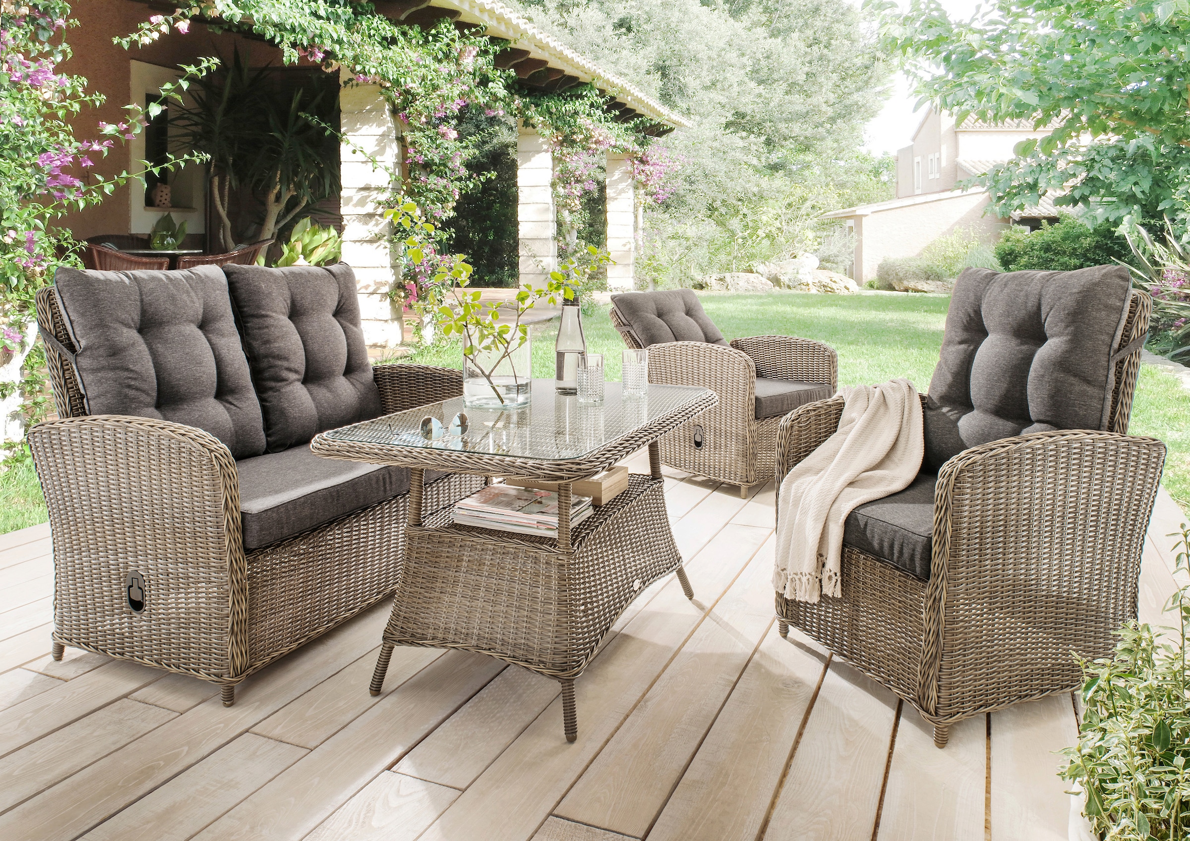 Destiny Gartenlounge-Set "MERANO" 1x 2er Sofa, 2x Sessel, 1x Tisch, inkl. Auflagen, 11 Stk. tlg.