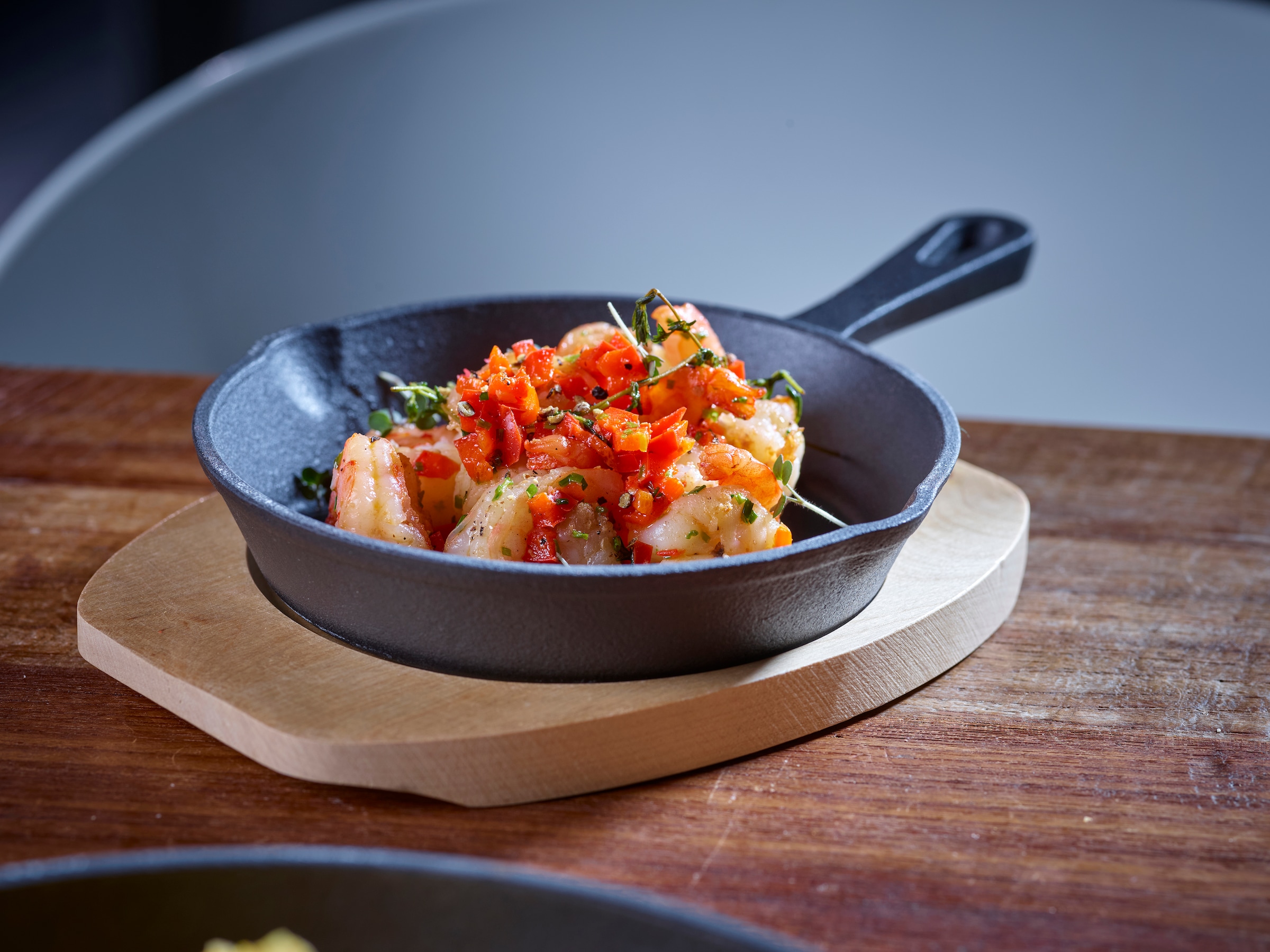 ECHTWERK Servierpfanne »2x Pfännchen« Gusseisen Set, 2 Stk. tlg. inkl. dekorativem Servierbrett, bereits eingebrannt